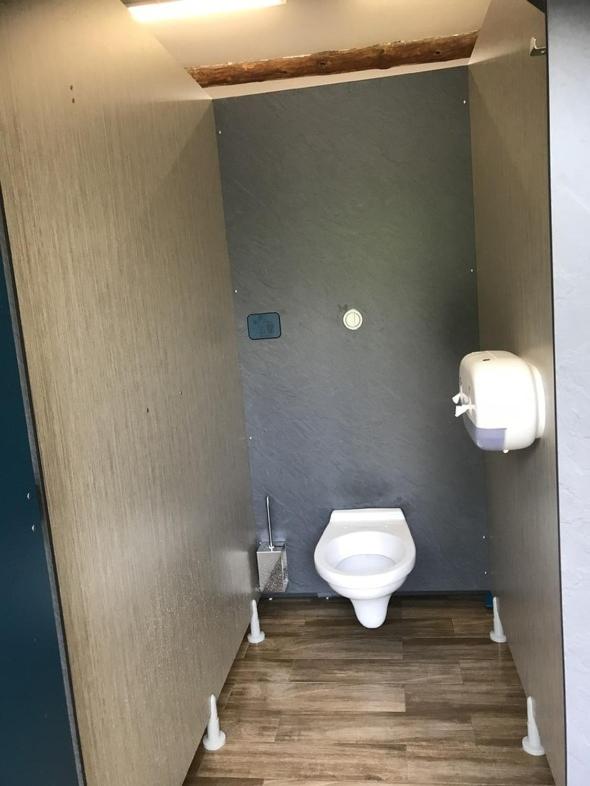 Lodge Tent (4 Adults) with Shared Bathroom photo 2