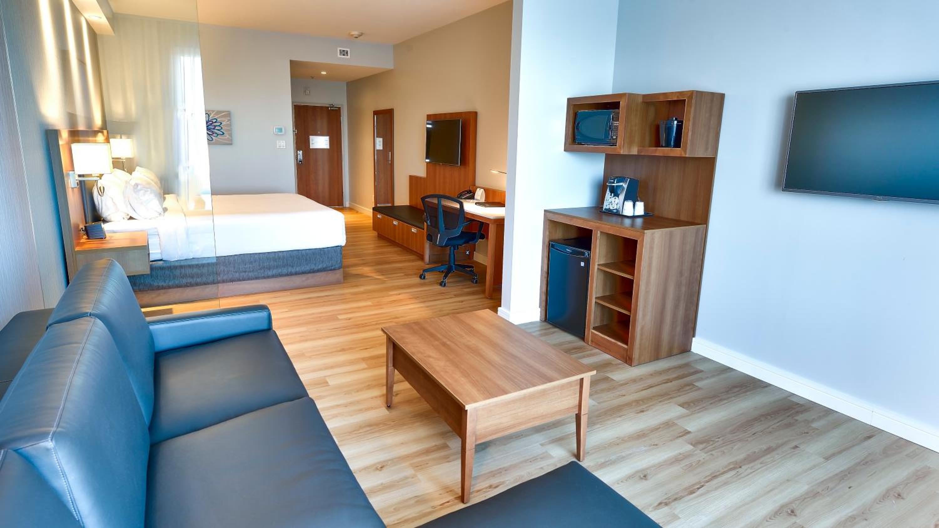 King Suite with Sofa Bed