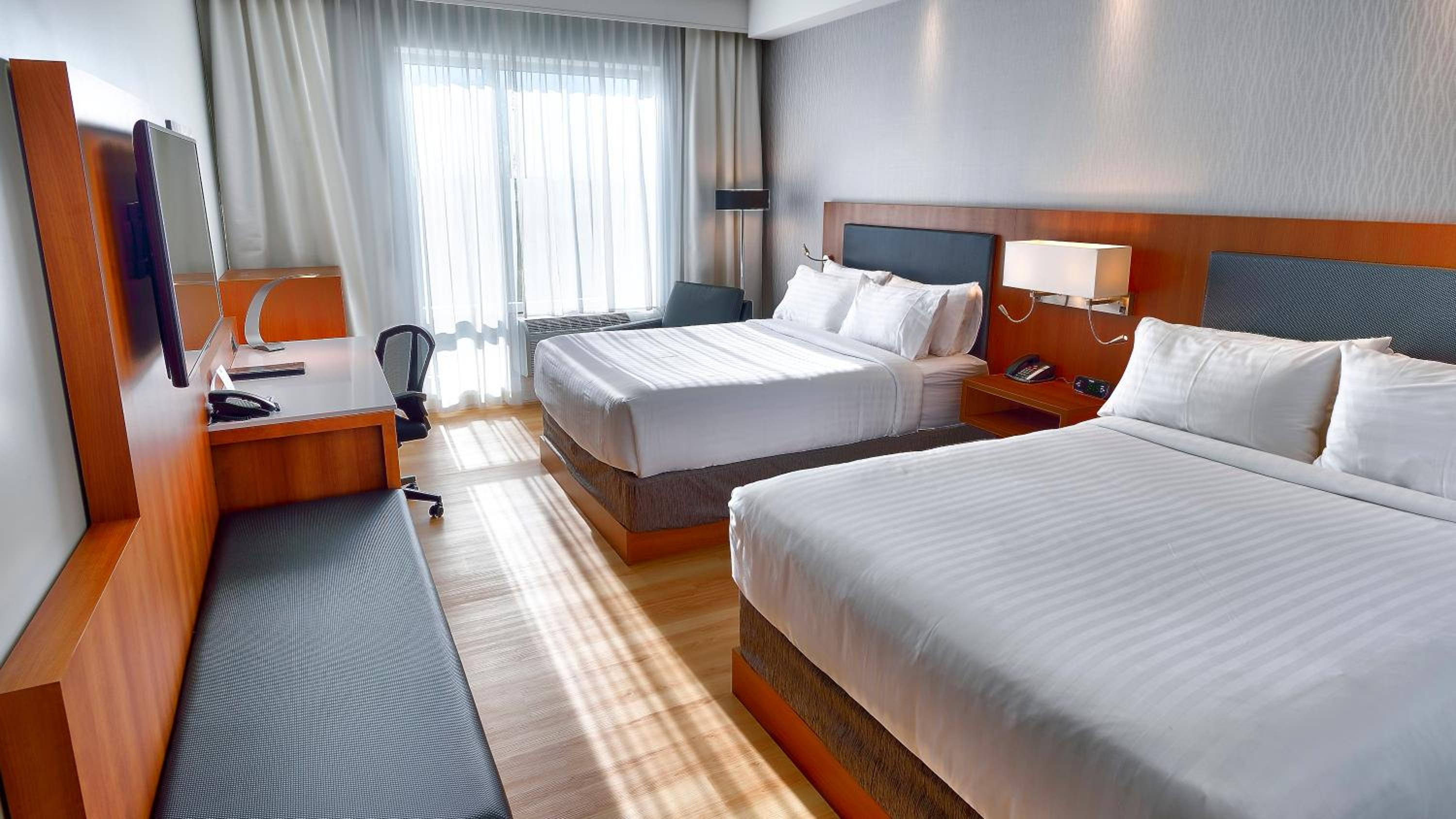 Standard Queen Room with Two Queen Beds