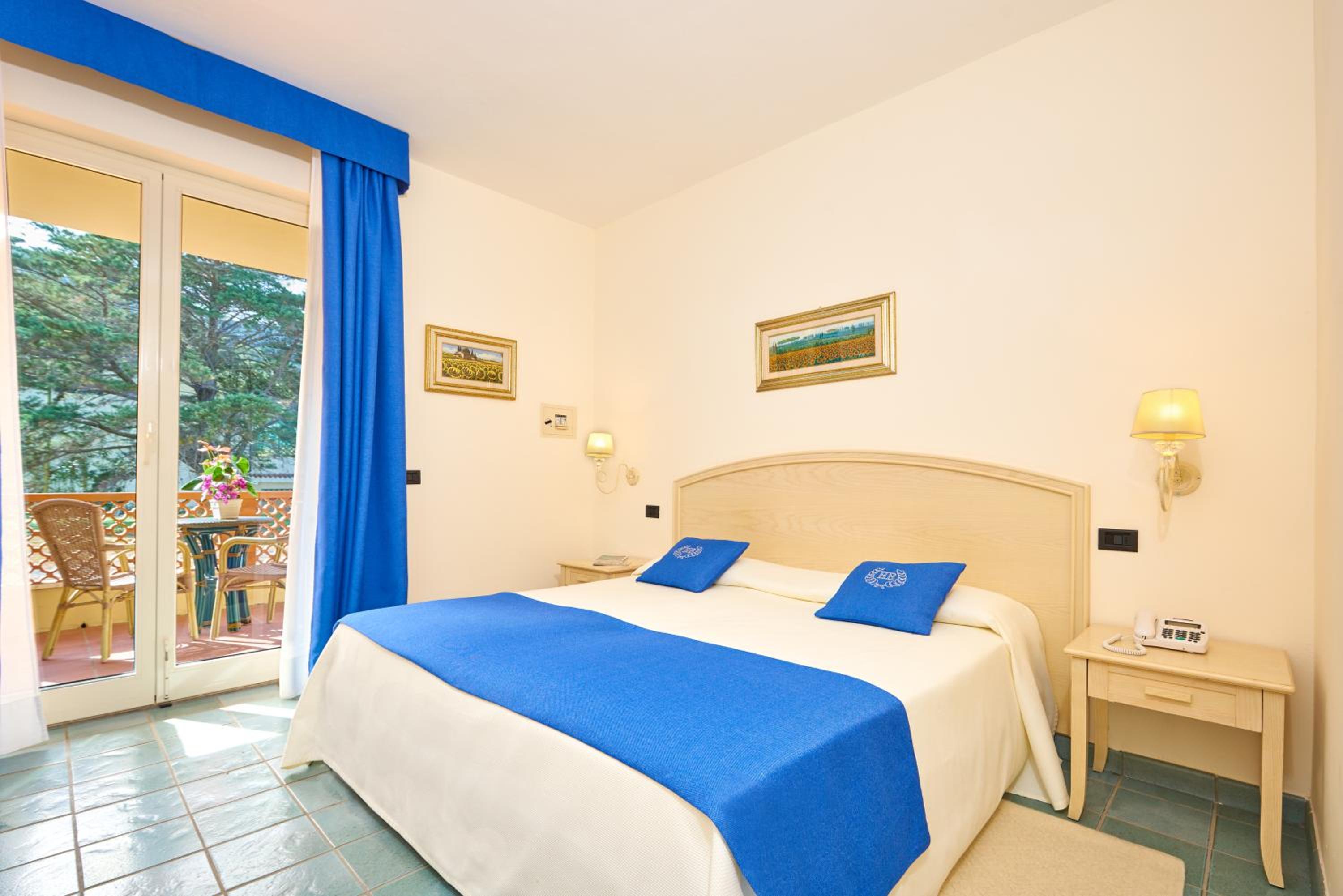 Standard Double Room photo 1