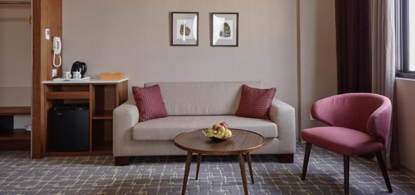 Deluxe King Room