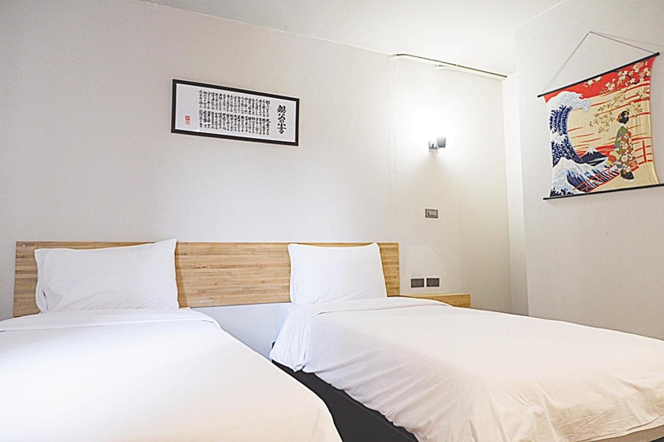 Standard Twin Room photo 3