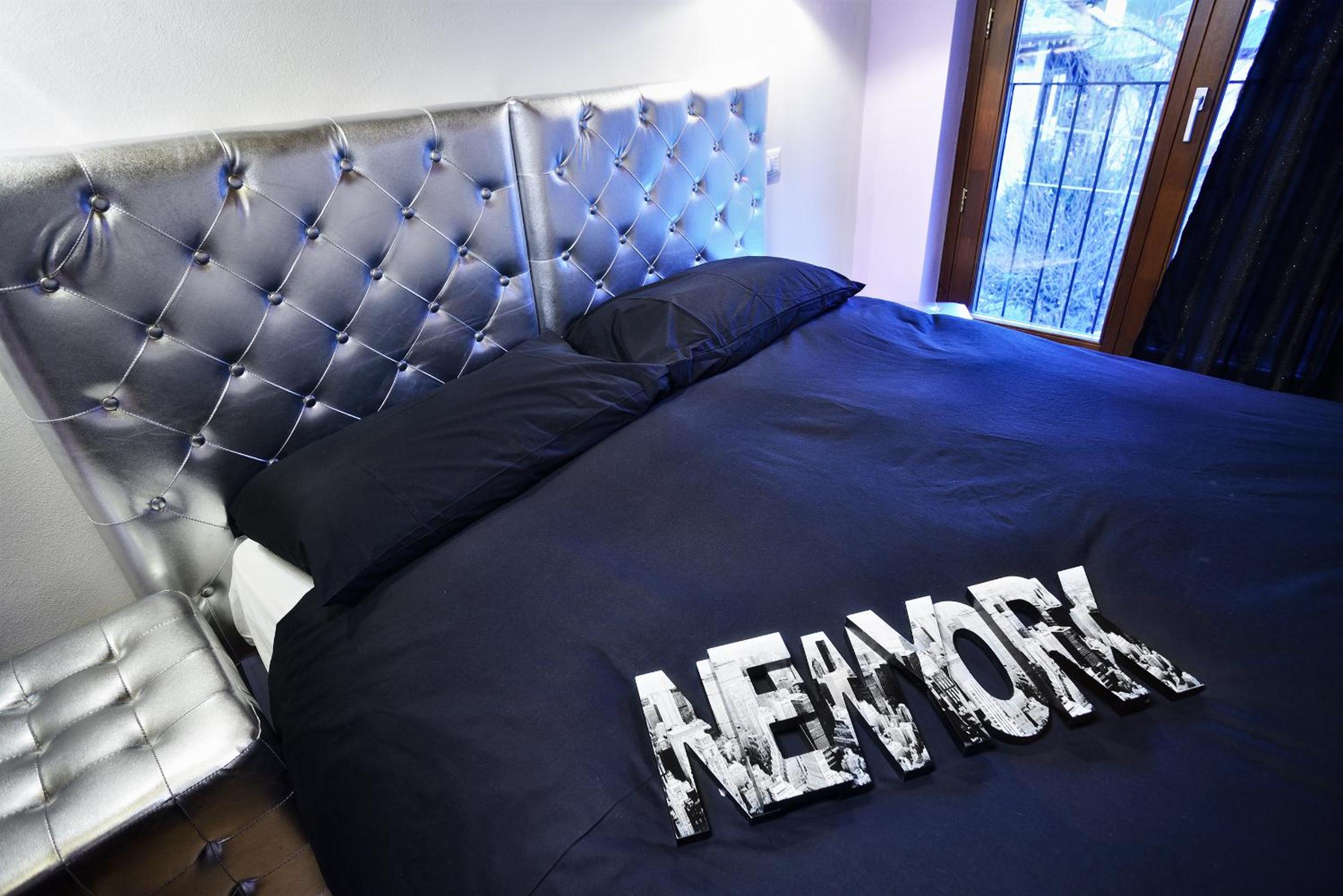 Double Room 5 photo 2