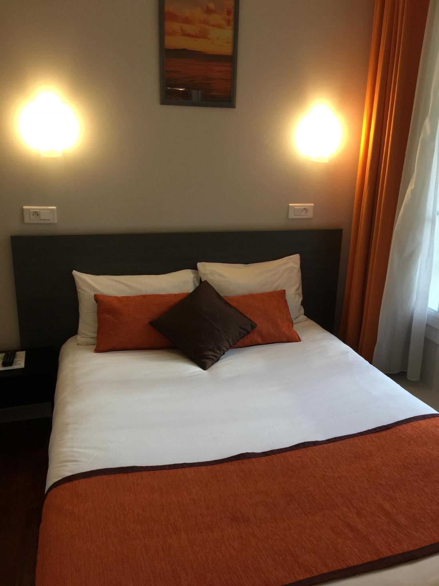 Single Room with Air Conditioning