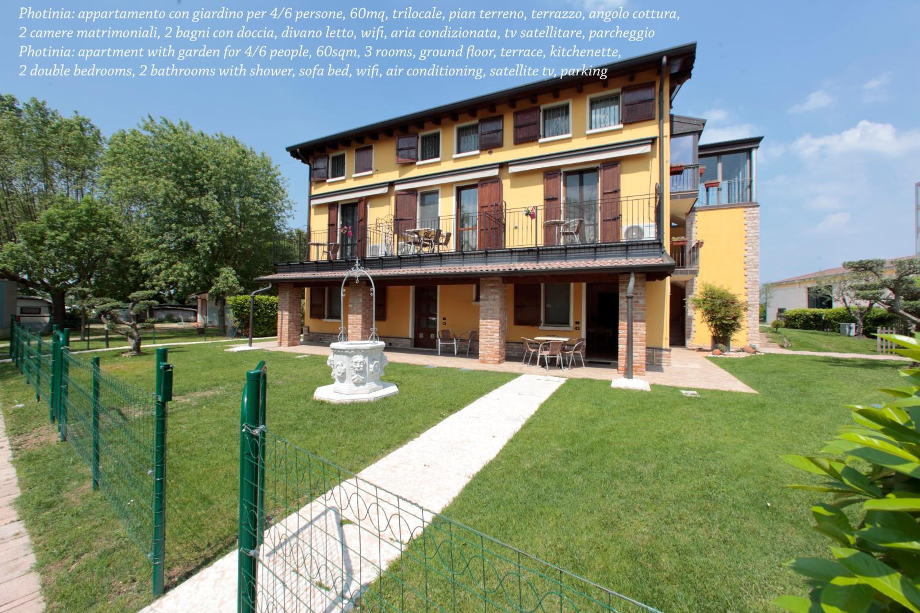 Apartment with Garden photo 2