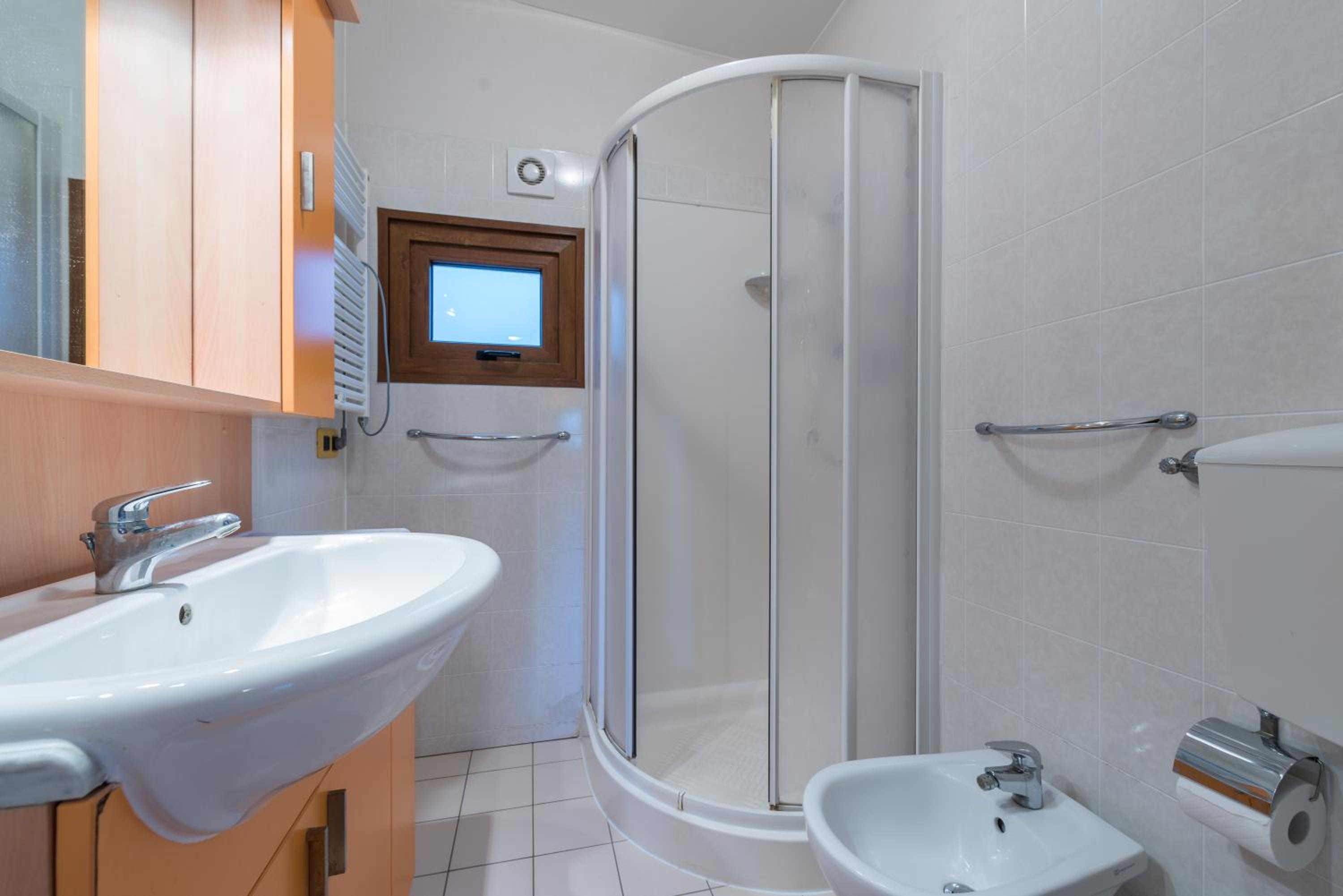Deluxe Mobile Home photo 2