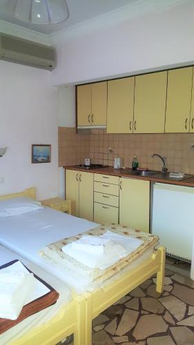 Studio (2 Adults) photo 1