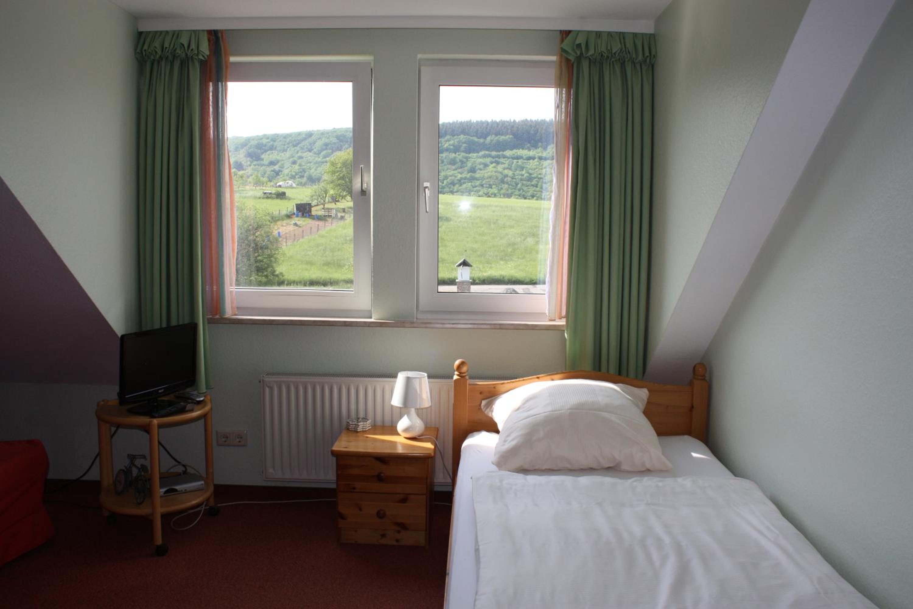Standard Single Room photo 2