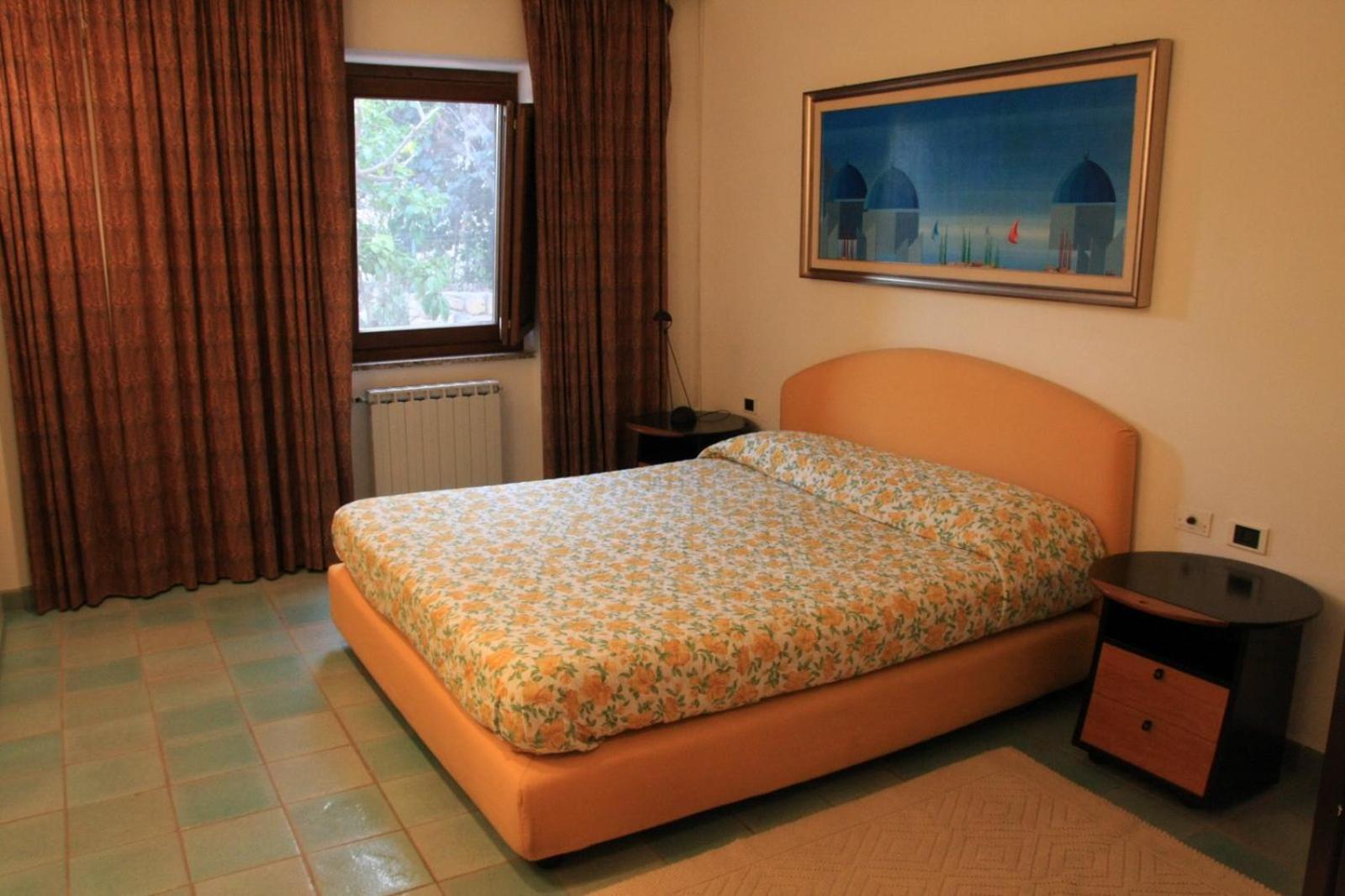 Villa photo 1