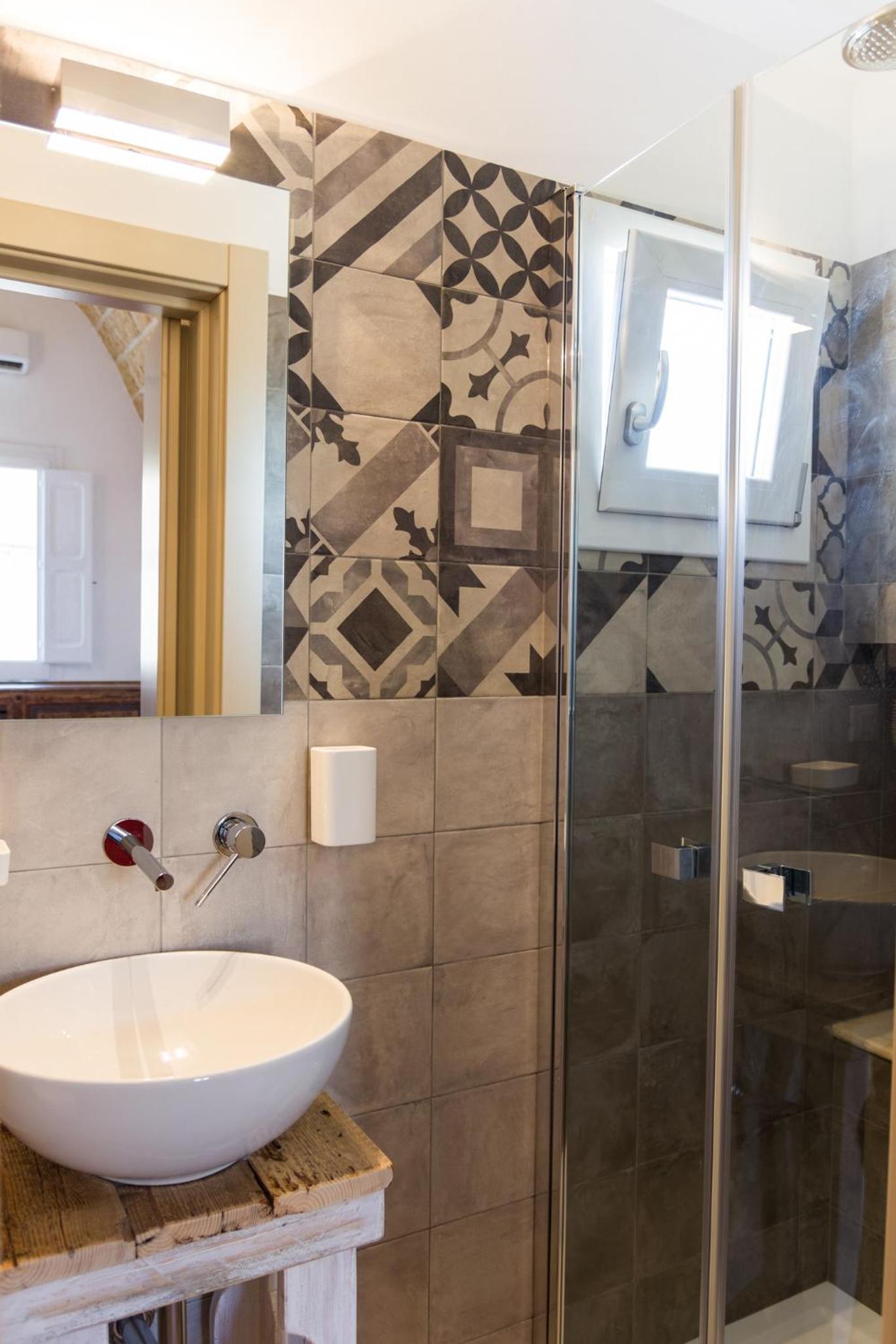 Large Double Room photo 2
