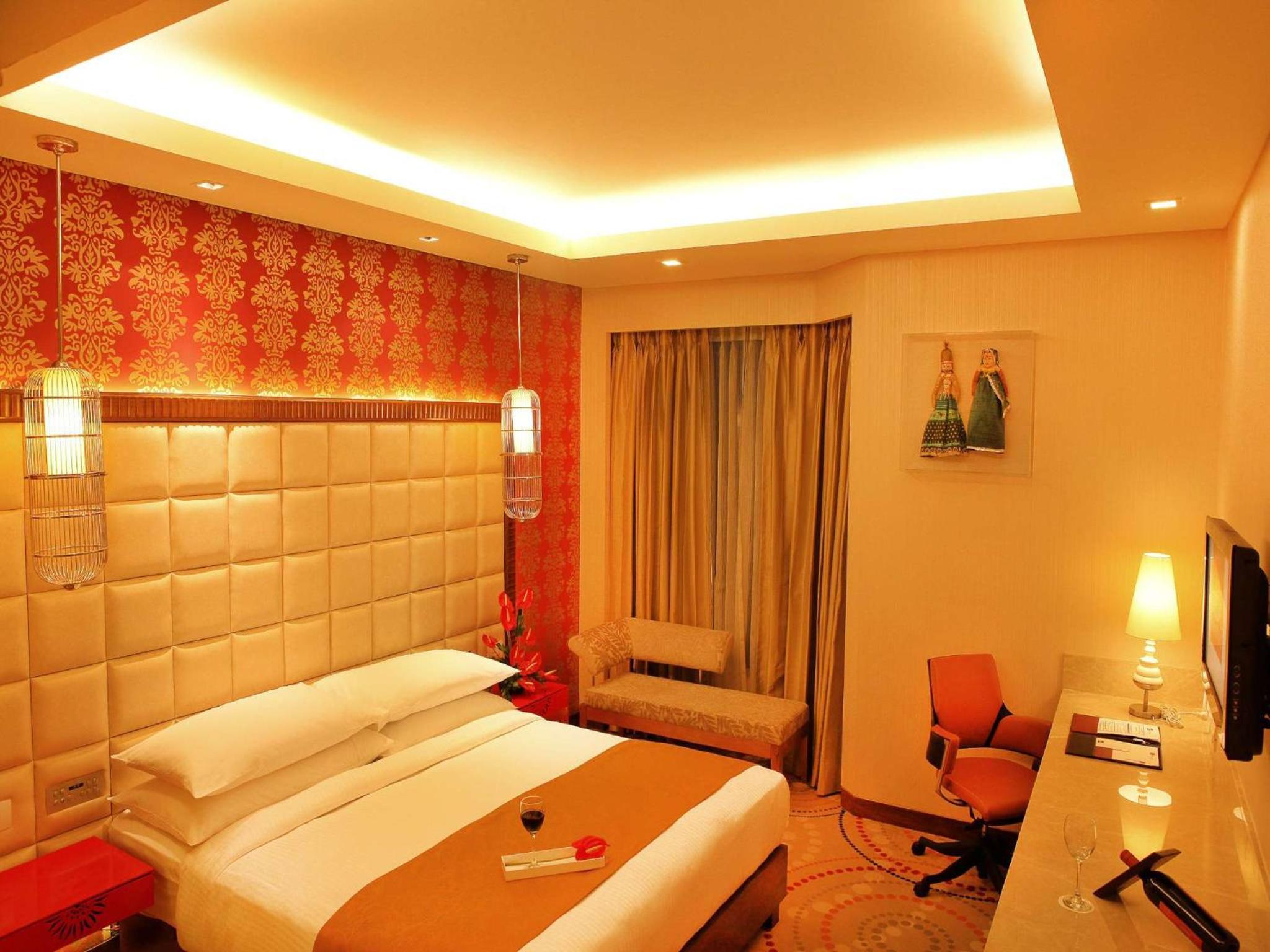 Deluxe Double or Twin Room Inclusive of Wi-Fi and 20% off on food & soft beverages - Photo 3