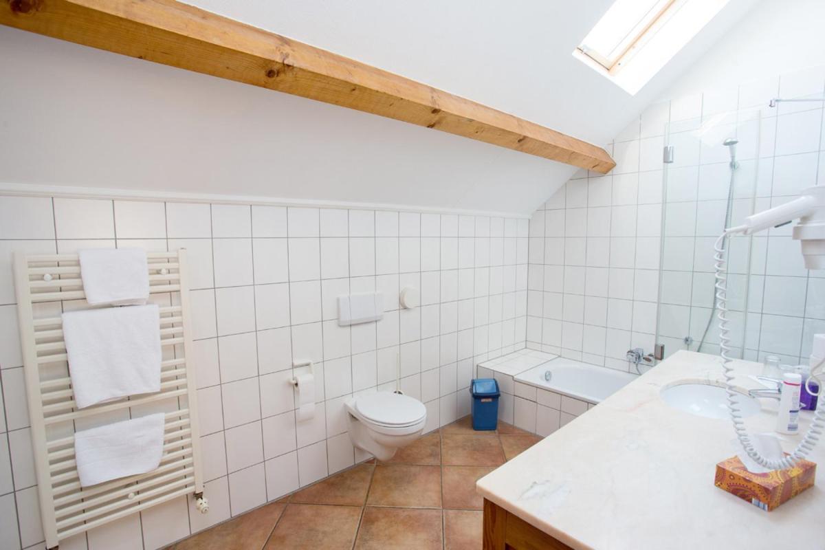 Double Room - Photo 14