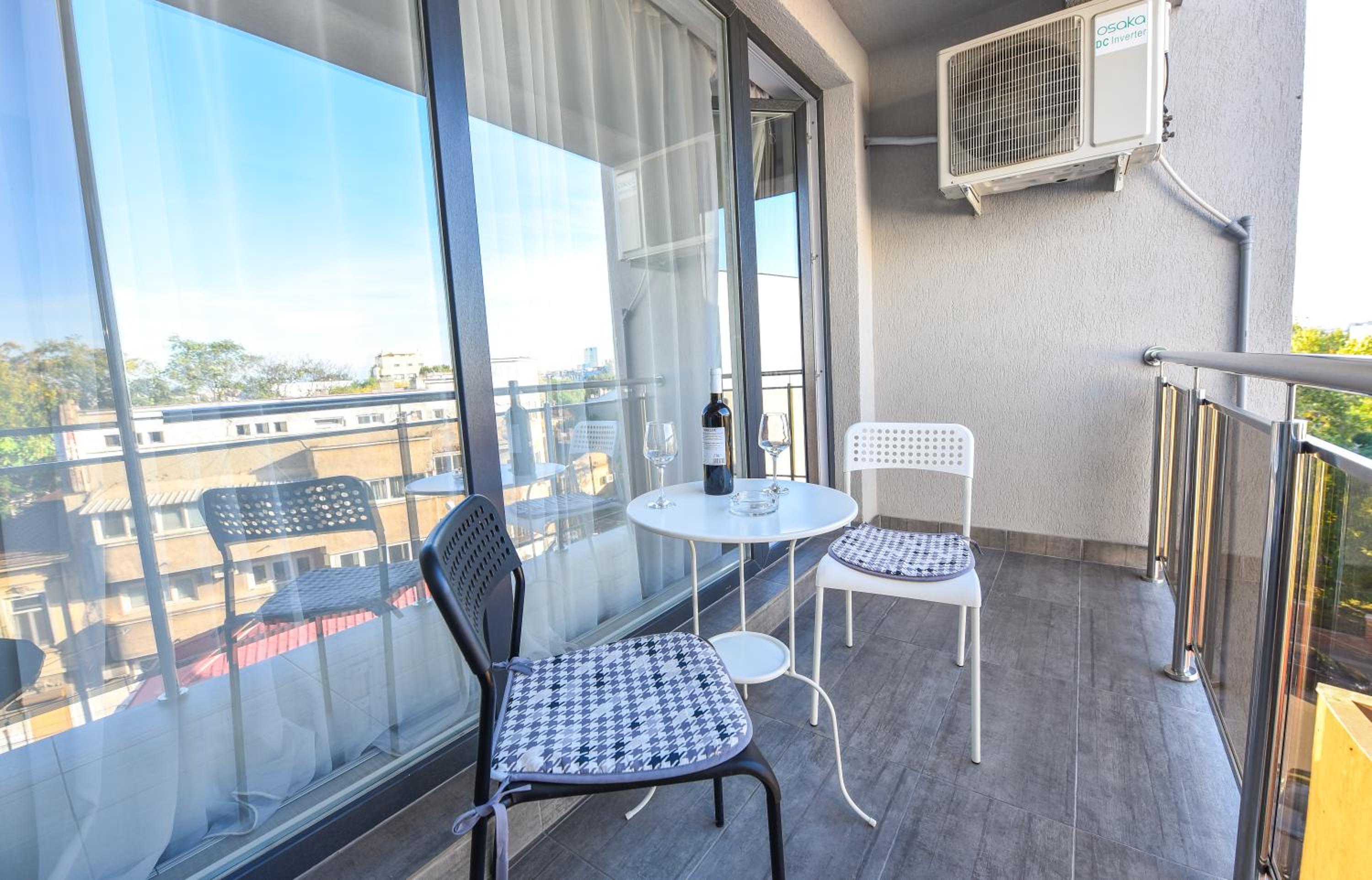 Special Offer with Full Access to Therme Premier One-Bedroom Apartment 