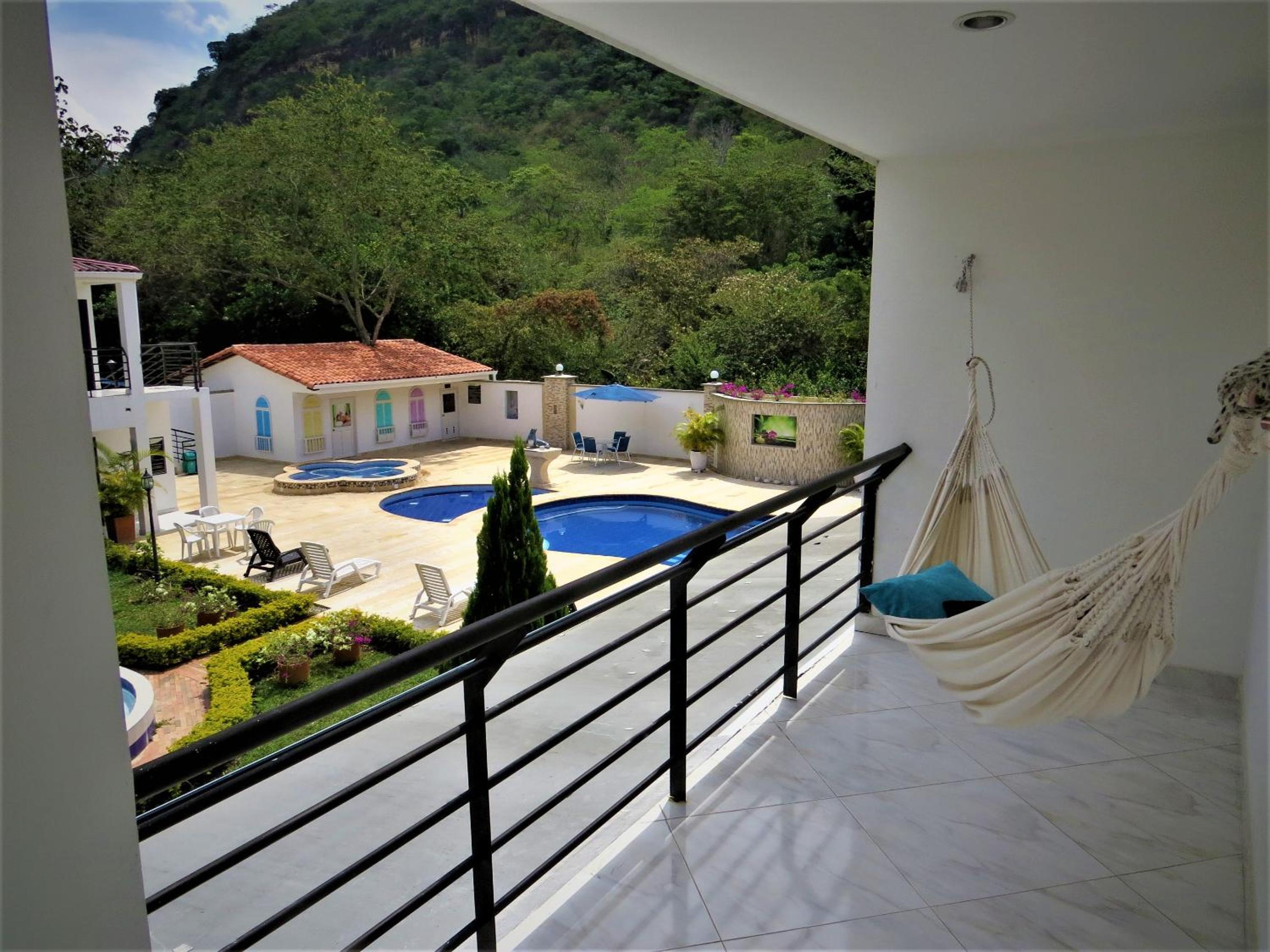 King Suite with Balcony photo 3