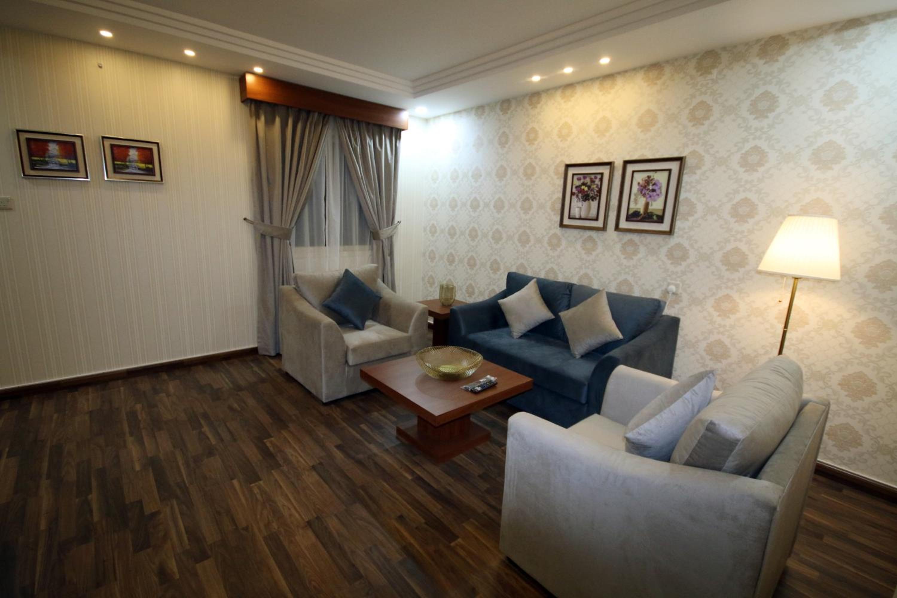 Executive Suite photo 1