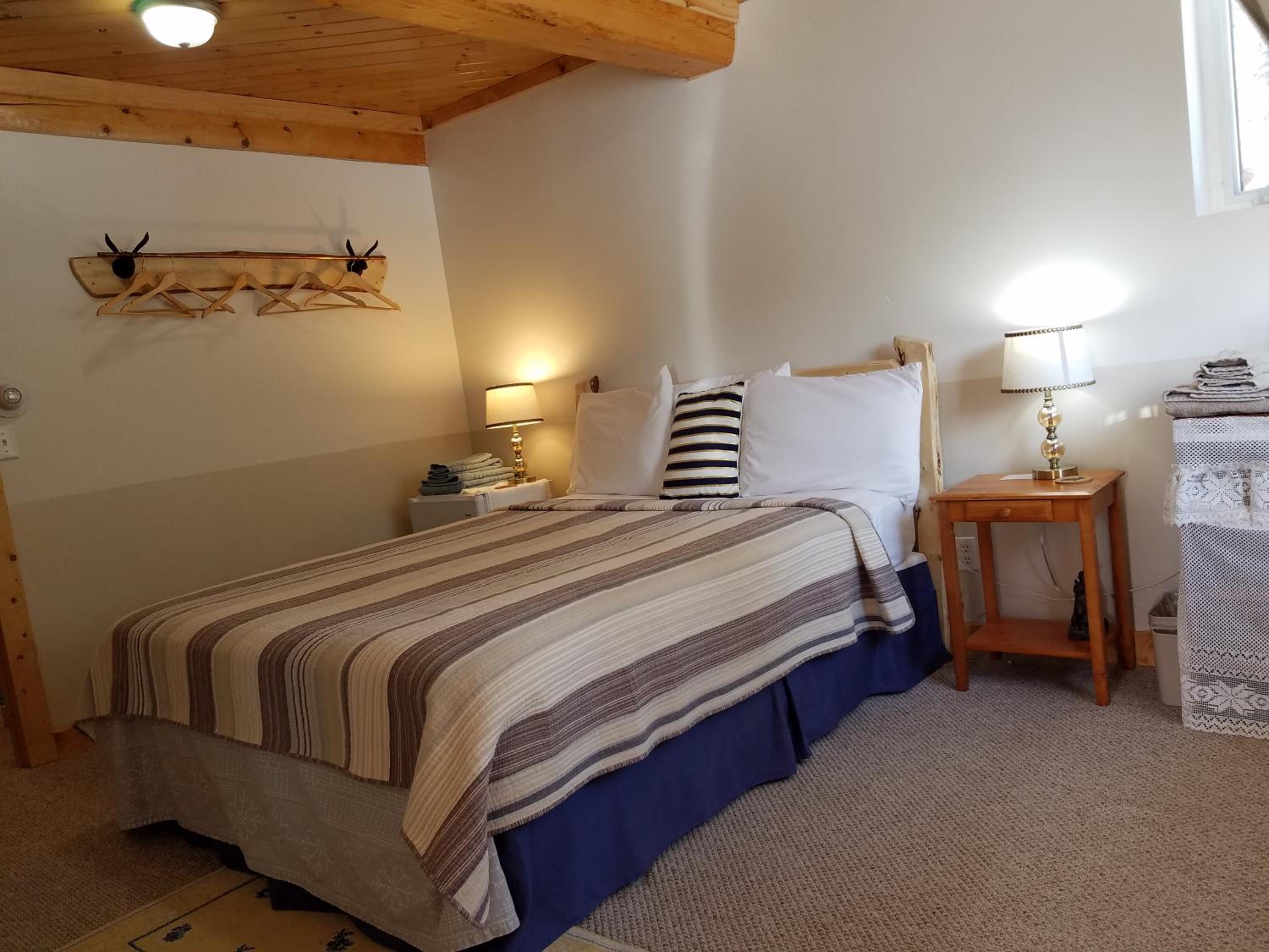 The Snowshoe Hare ~ Queen Bedroom