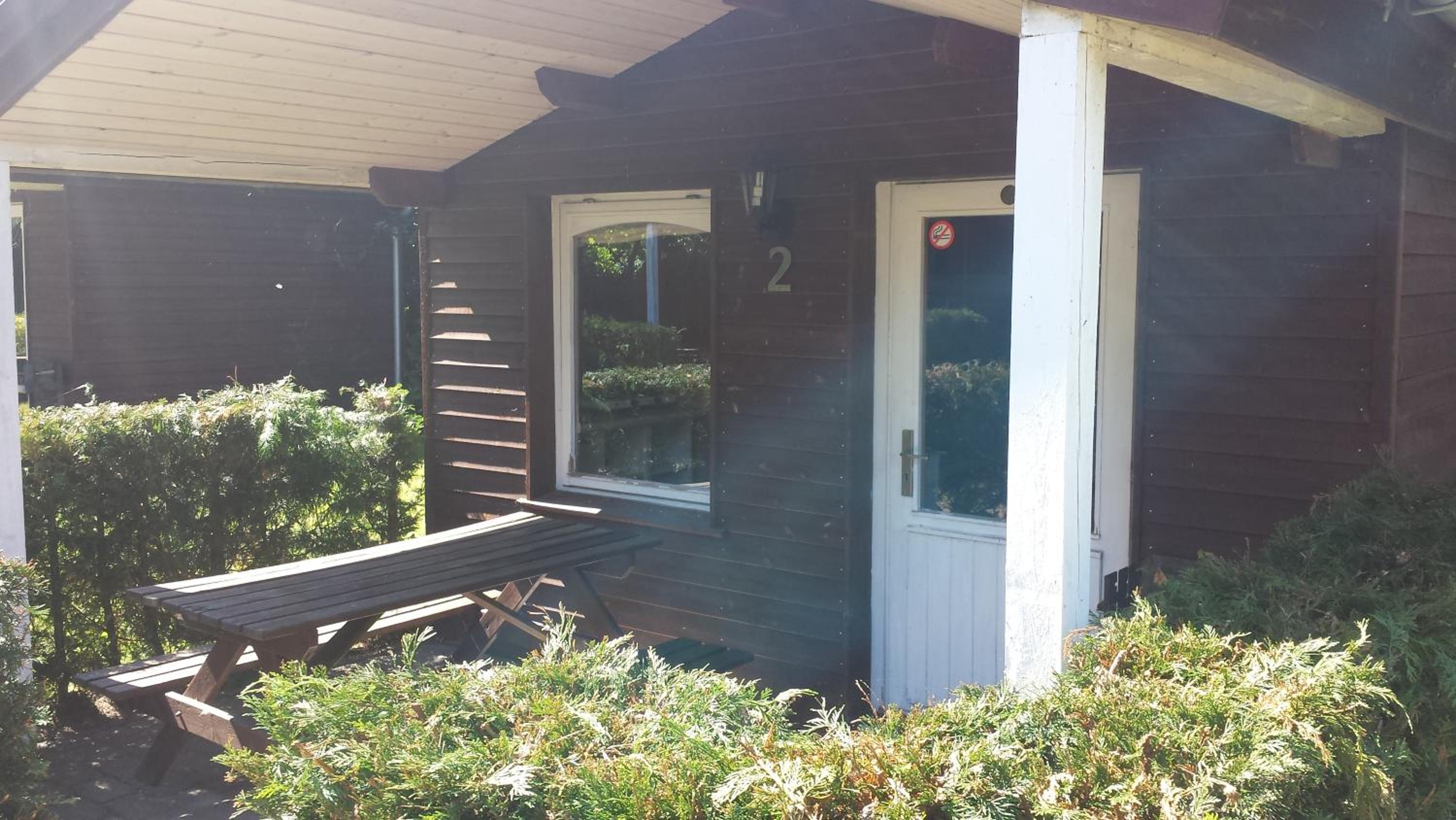 Budget Cottage with shared Toilet and Bath (492 ft away) photo 1