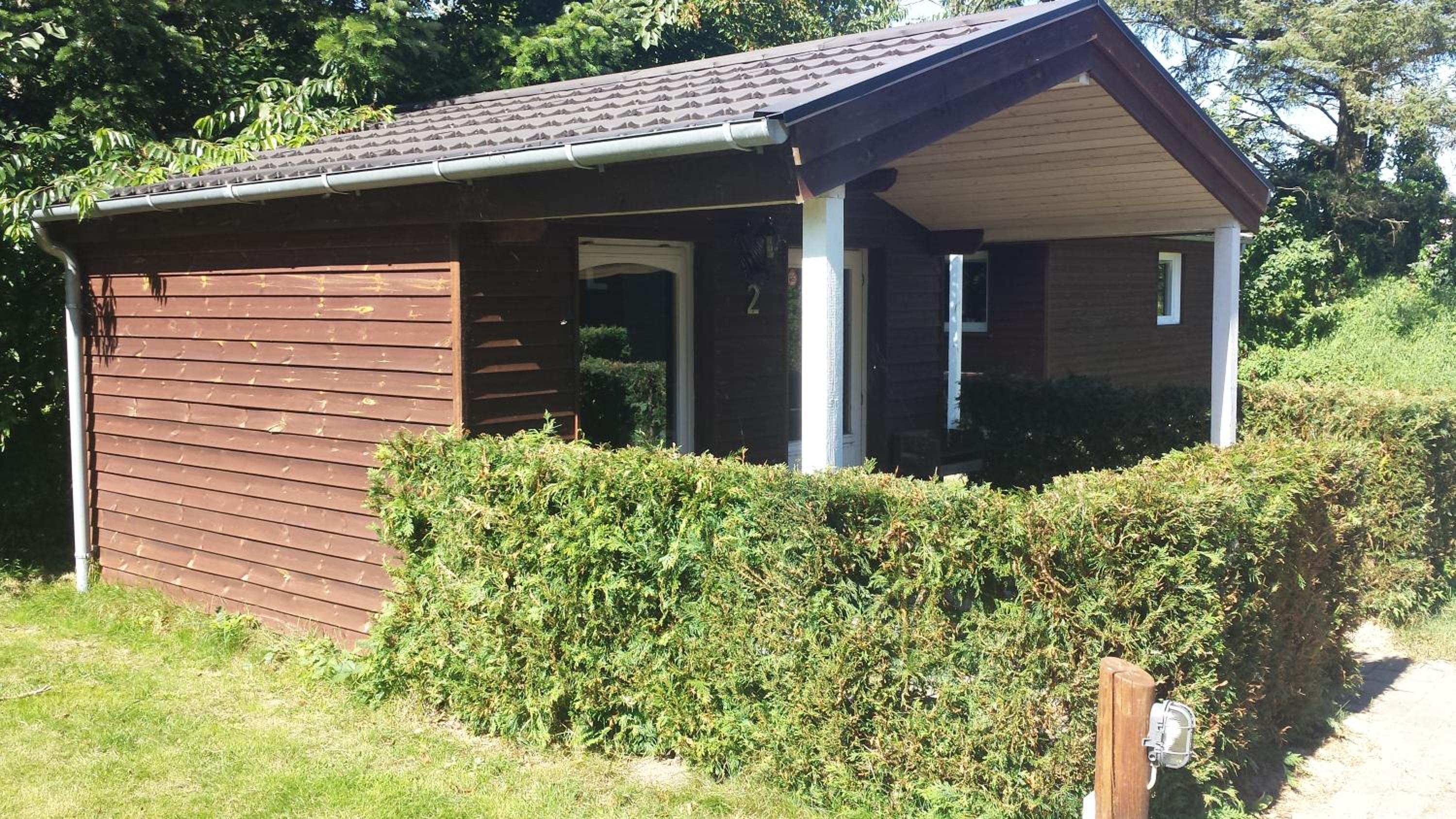 Budget Cottage with shared Toilet and Bath (492 ft away) photo 3