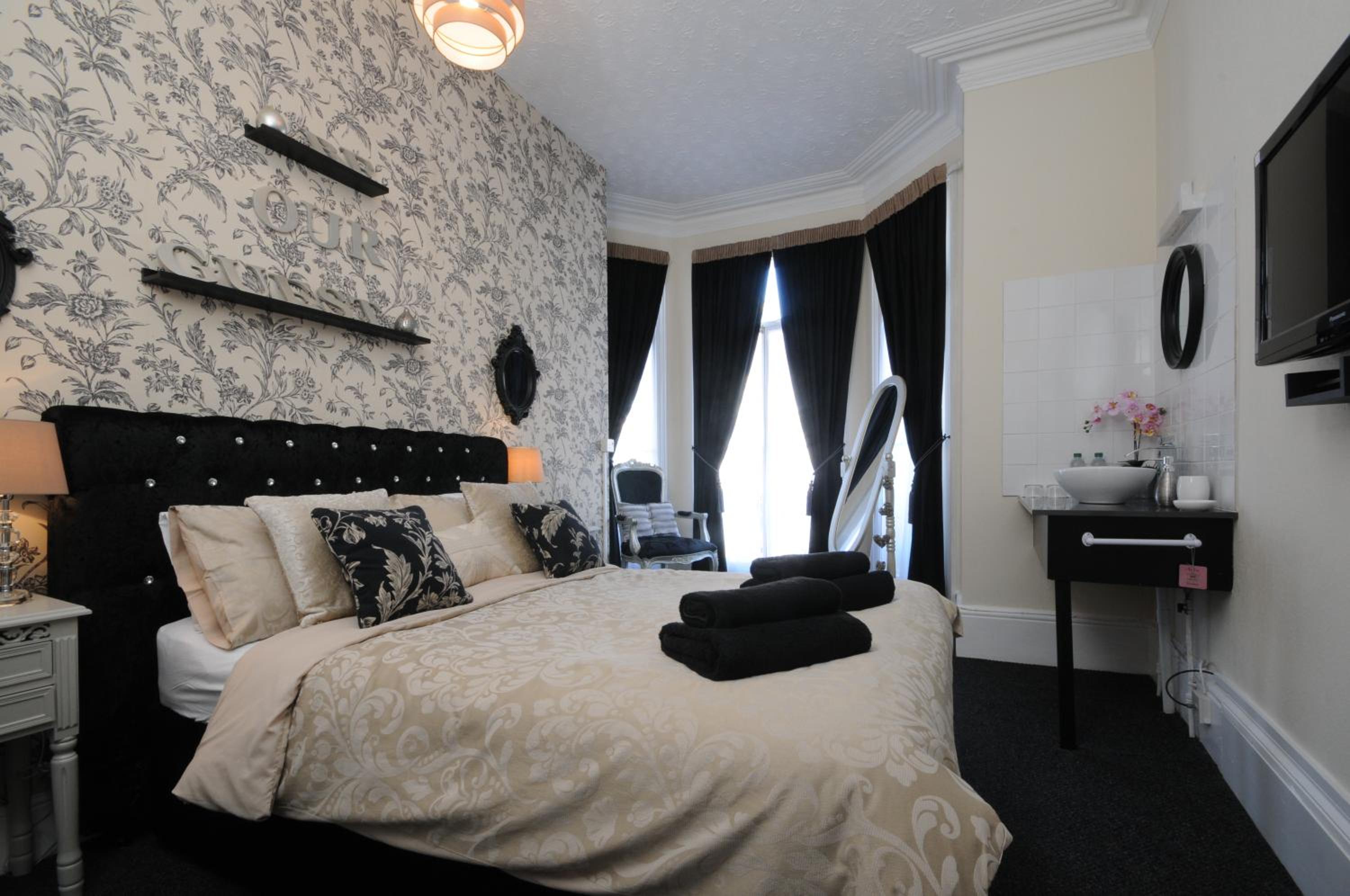 Deluxe Double Room with Sea View photo 1