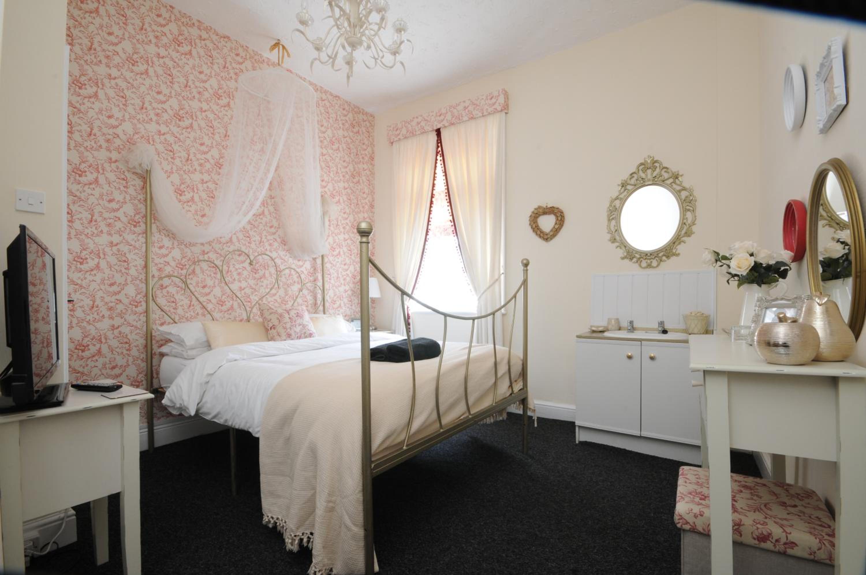 Standard Double Room photo 3