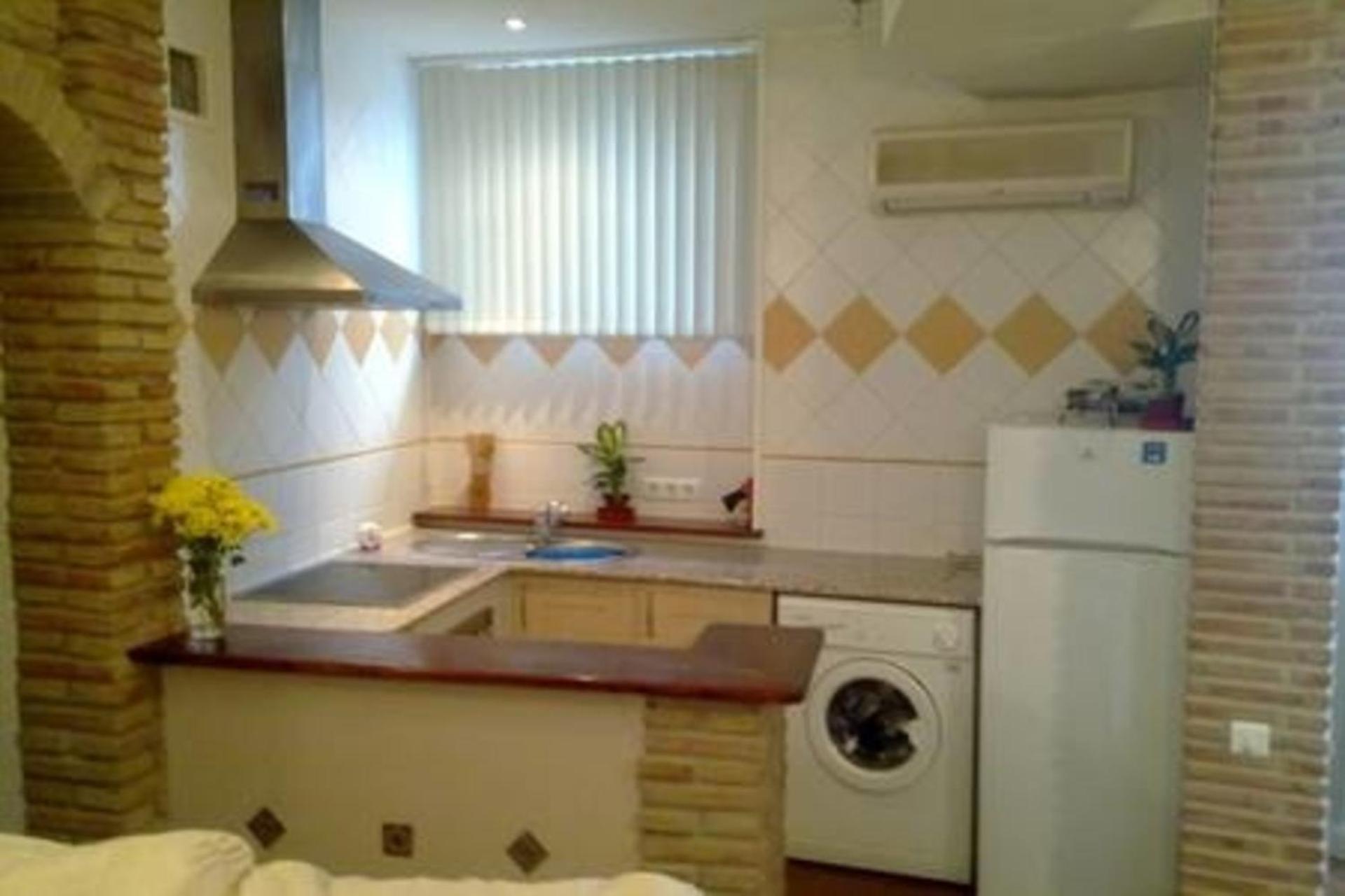 Two-Bedroom Apartment - Photo 9