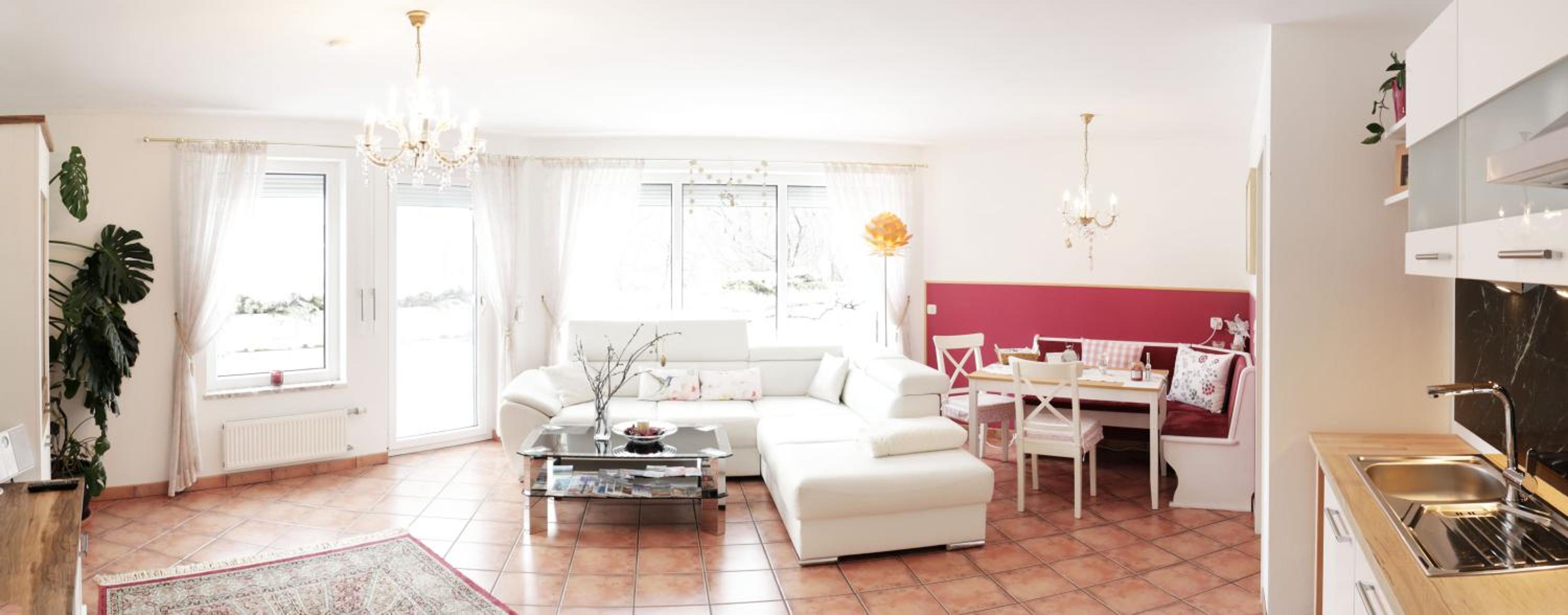 One-Bedroom Apartment with Balcony and Terrace photo 2