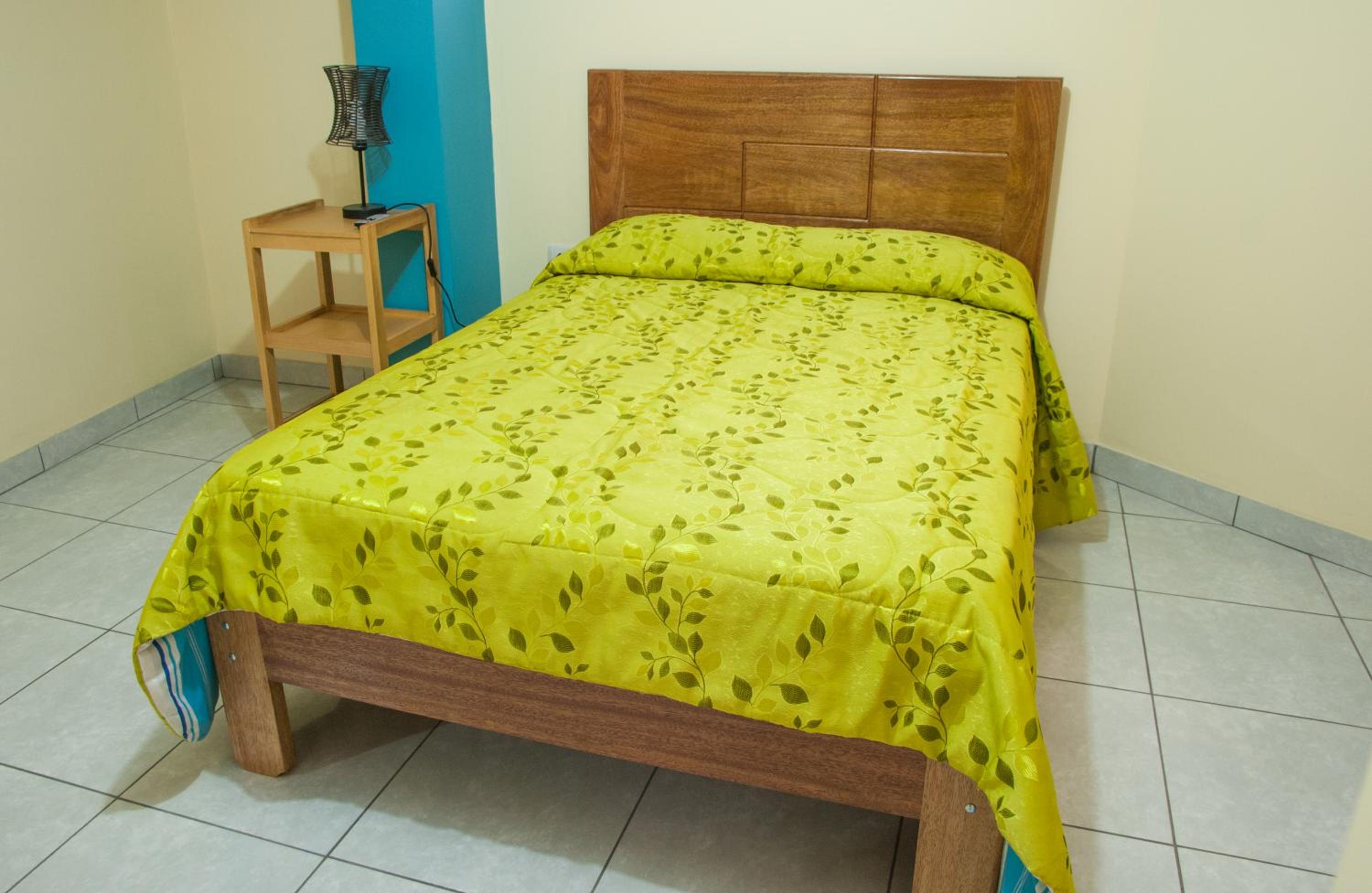 Double Room With Shared Bathroom photo 2