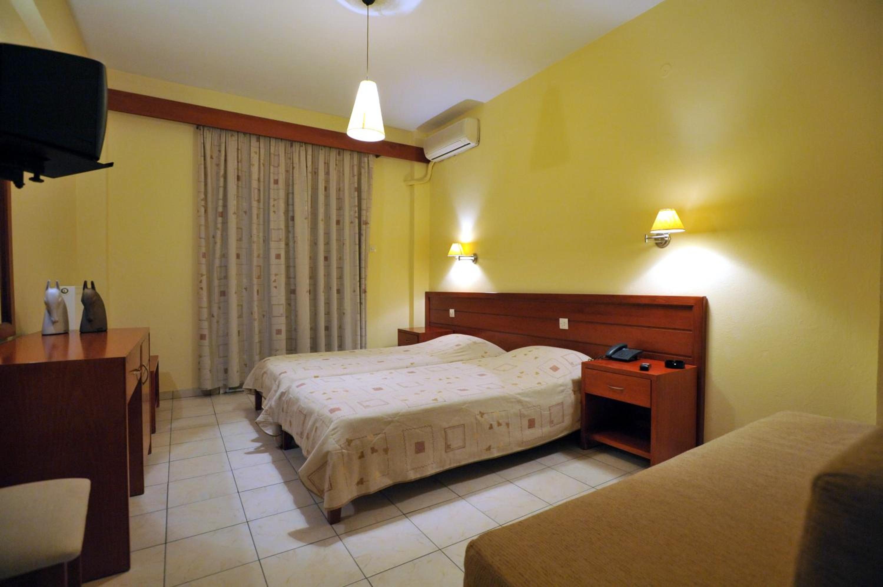 Double or Twin Room photo 1