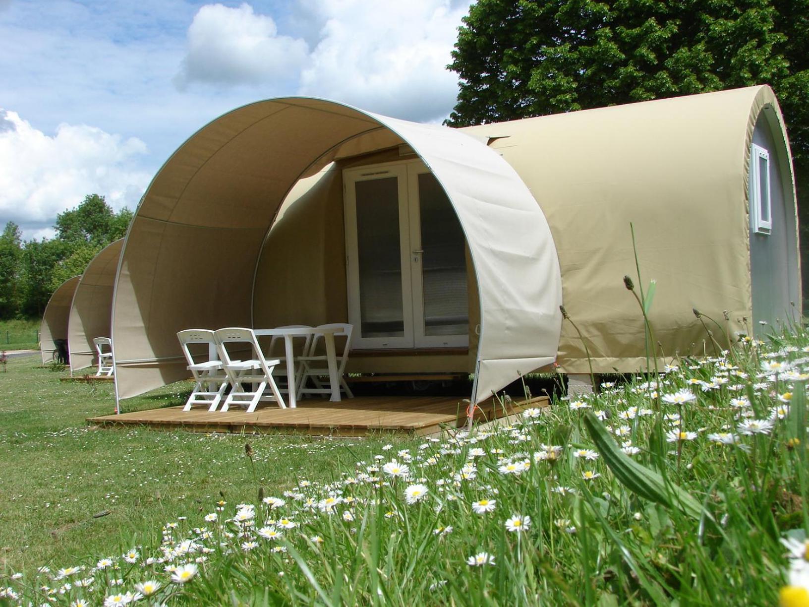 Tent (2/4 Persons) photo 1