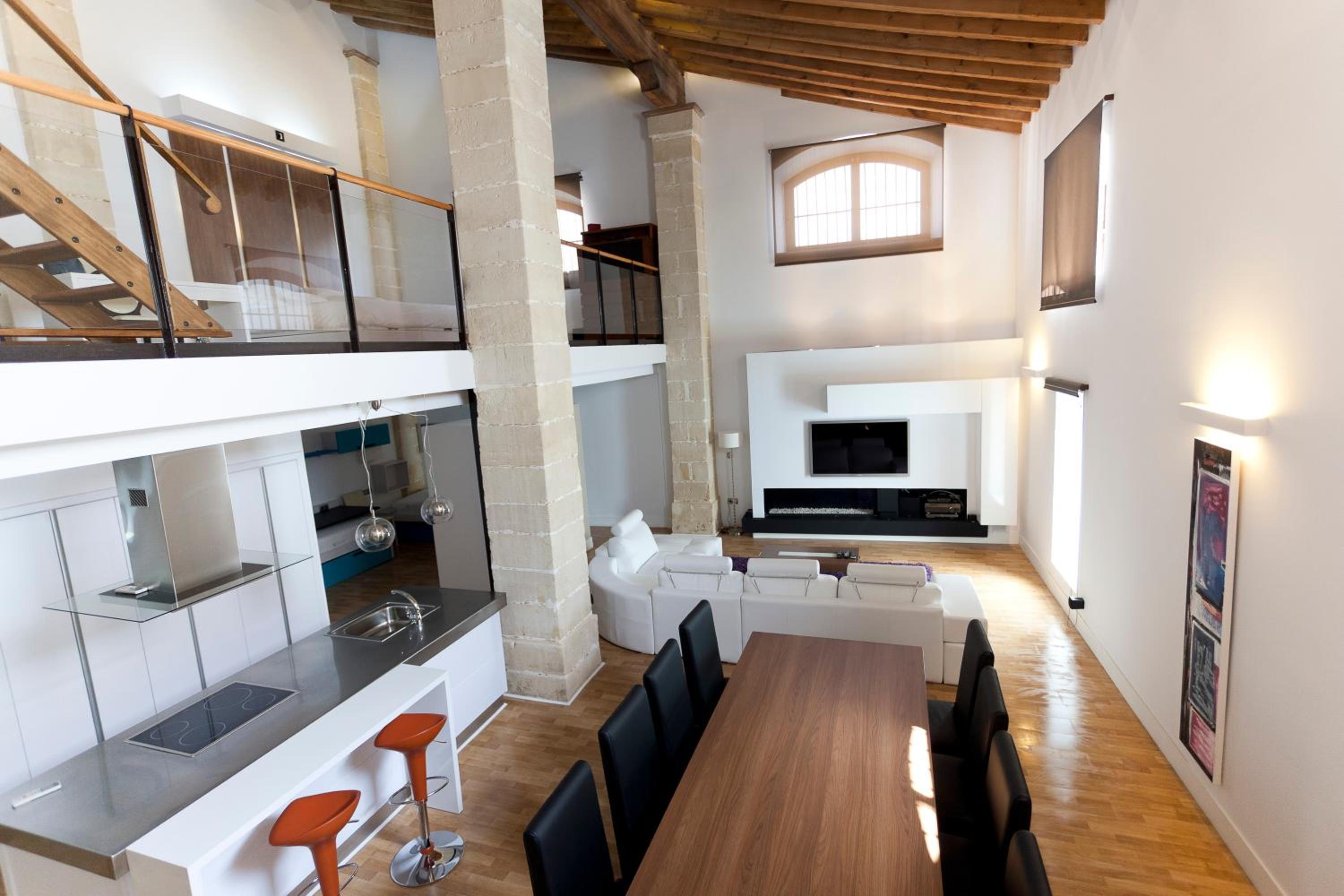 Apartment photo 3