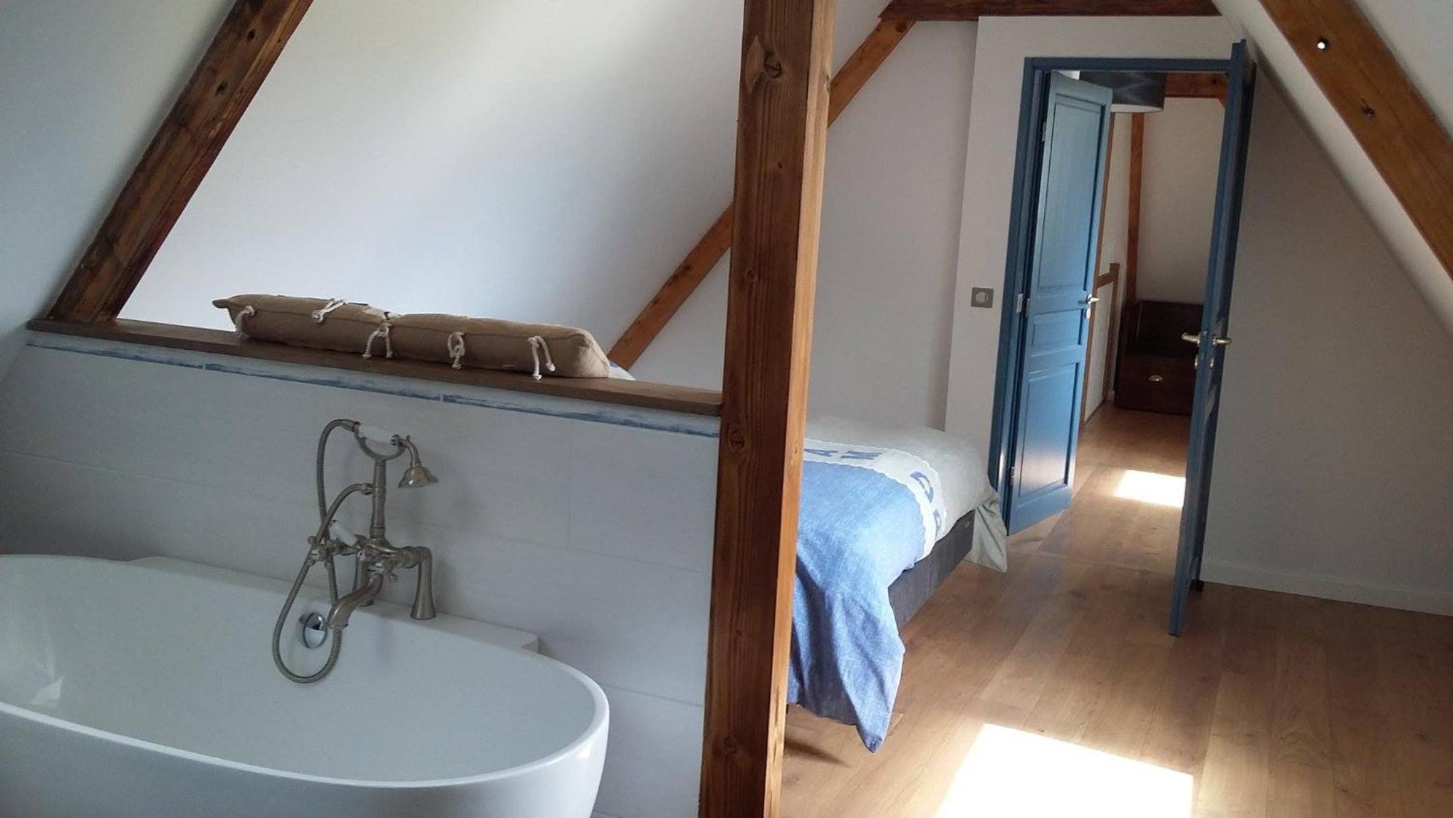 Two-Bedroom House photo 2