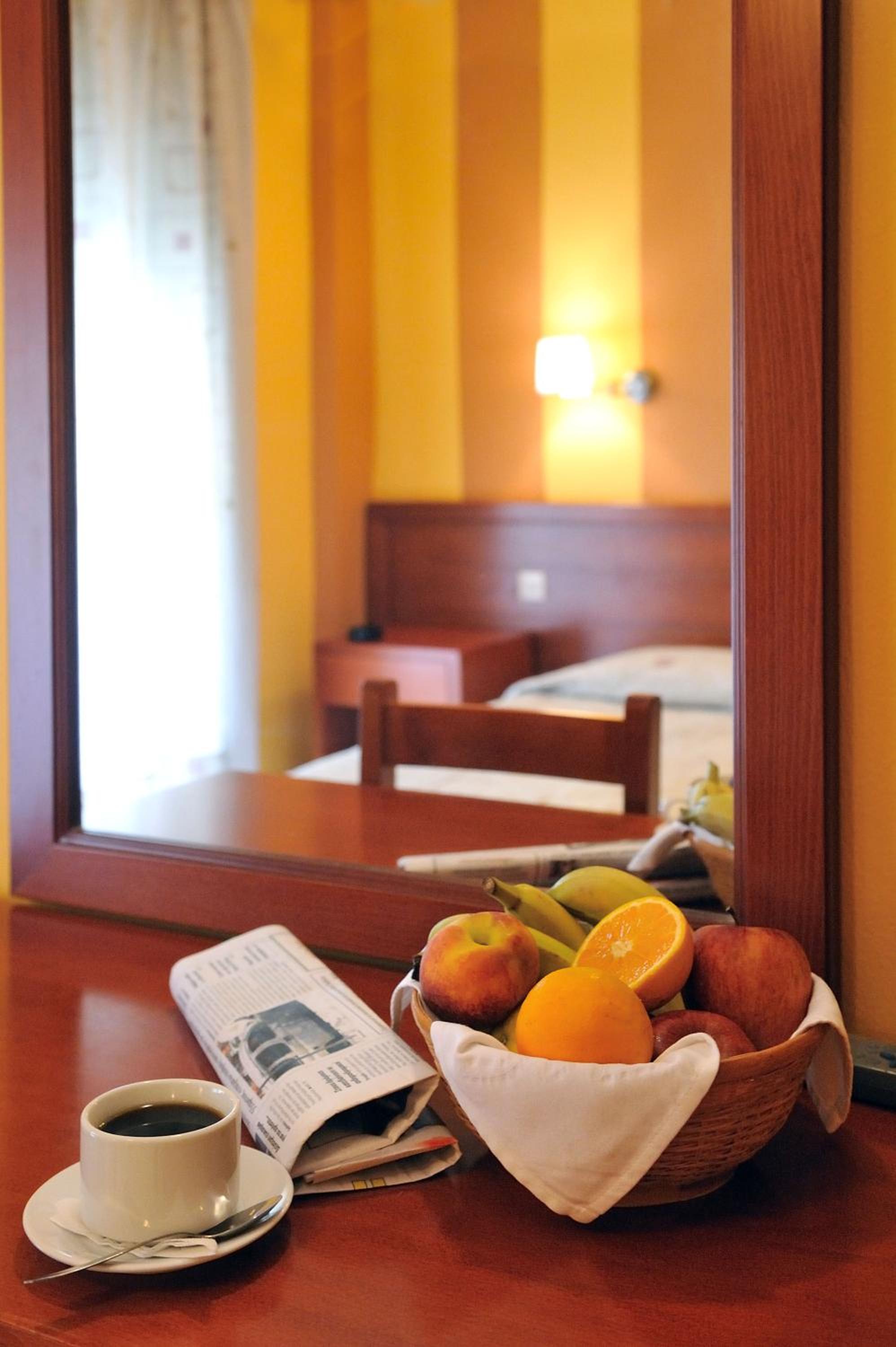 Single Room photo 2
