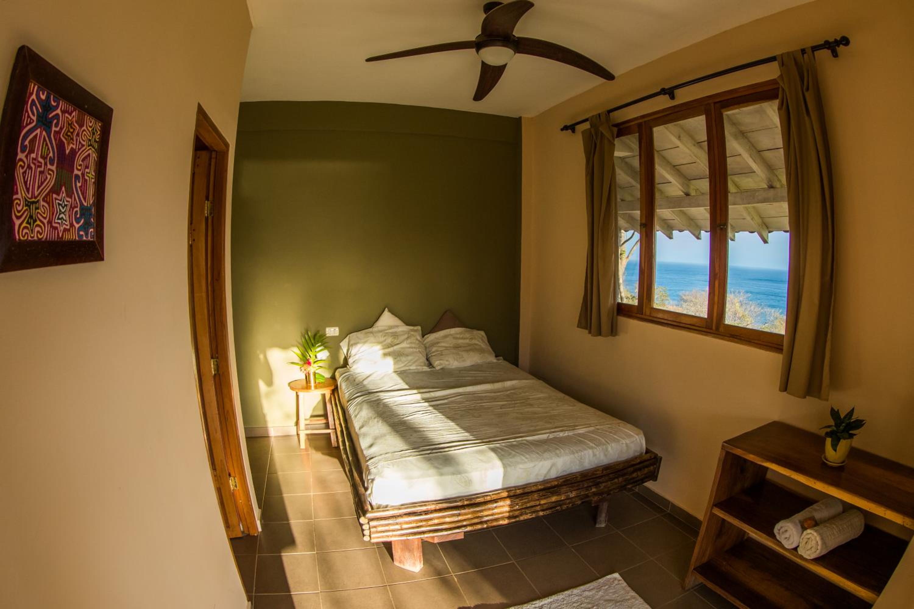 Queen Room with Sea View photo 1