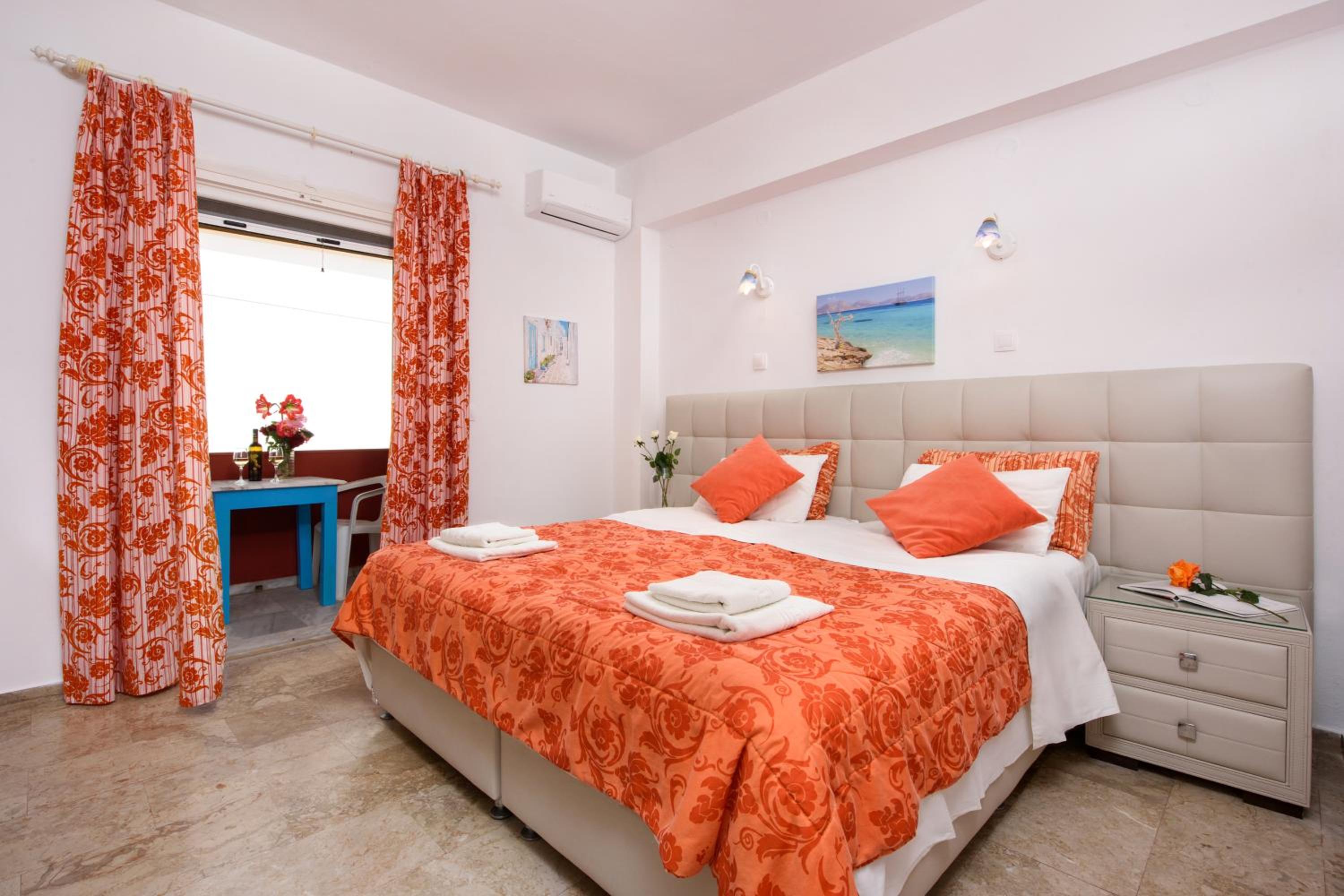 Standard Double Room - Photo 25