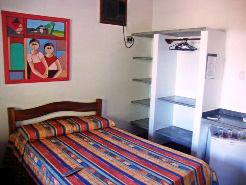 Double Room with Air-Conditioning - Photo 5