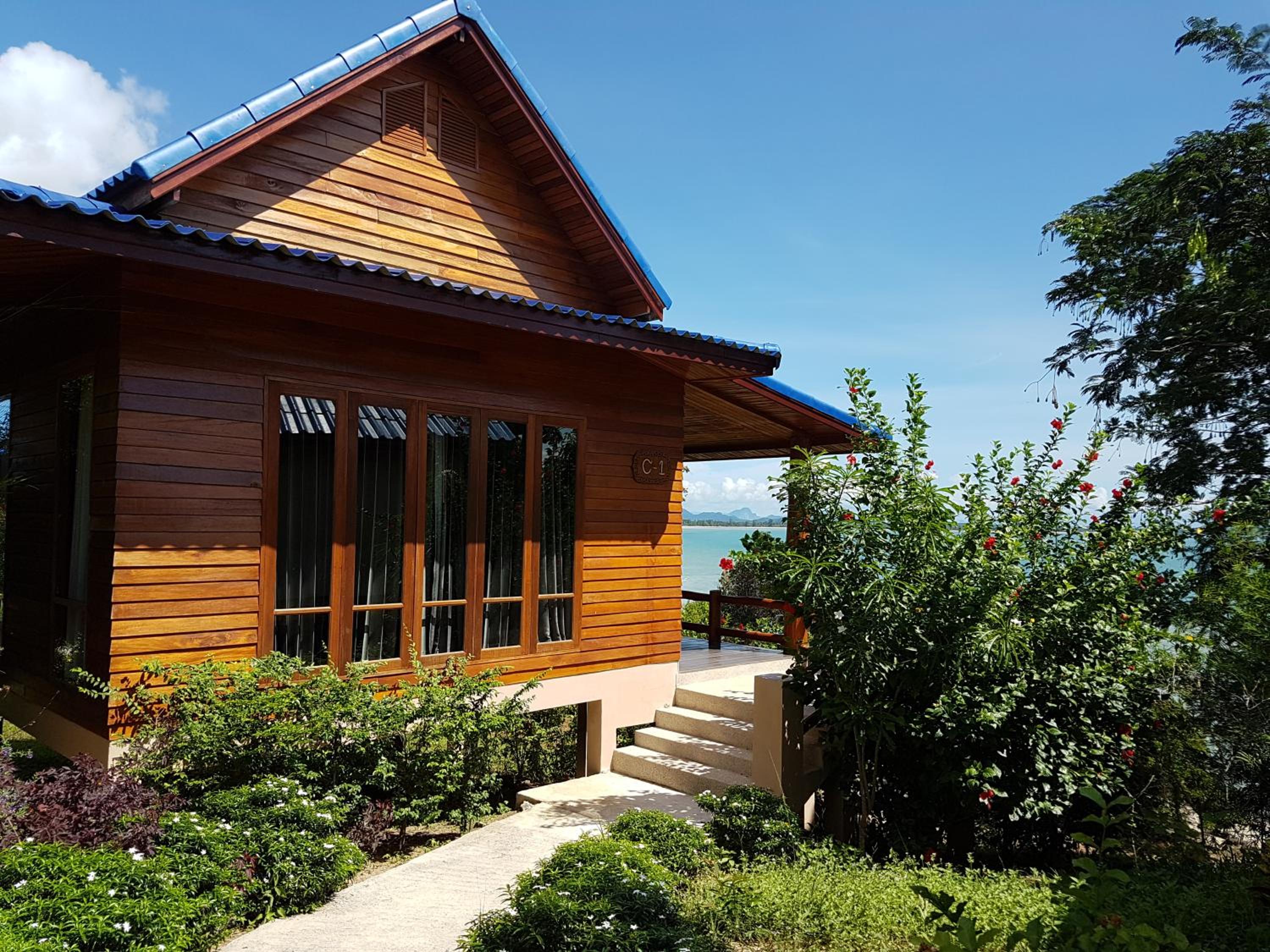 Deluxe Bungalow with Sea View (Not corner) - Photo 7