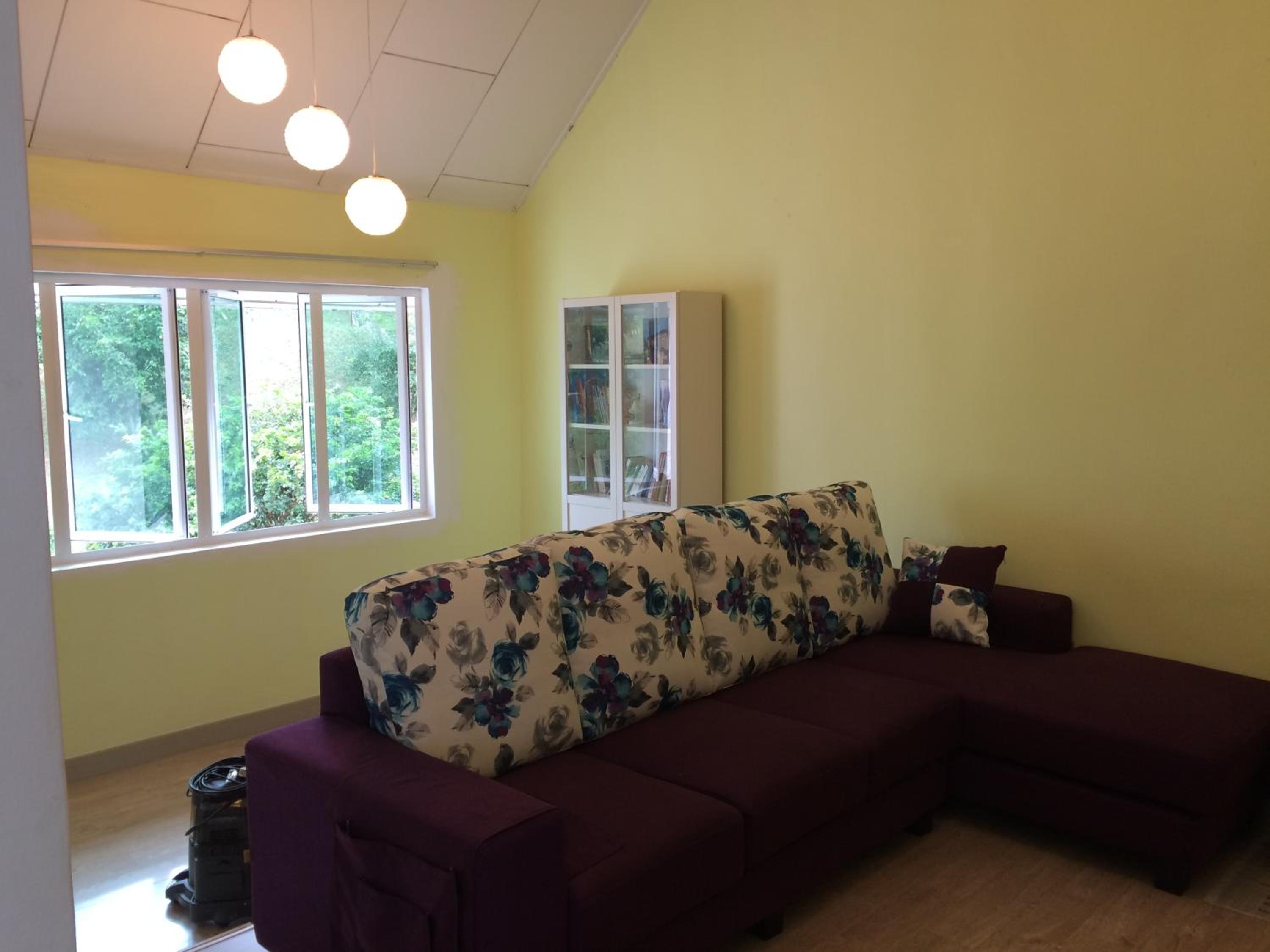 Apartment with Mountain View photo 2