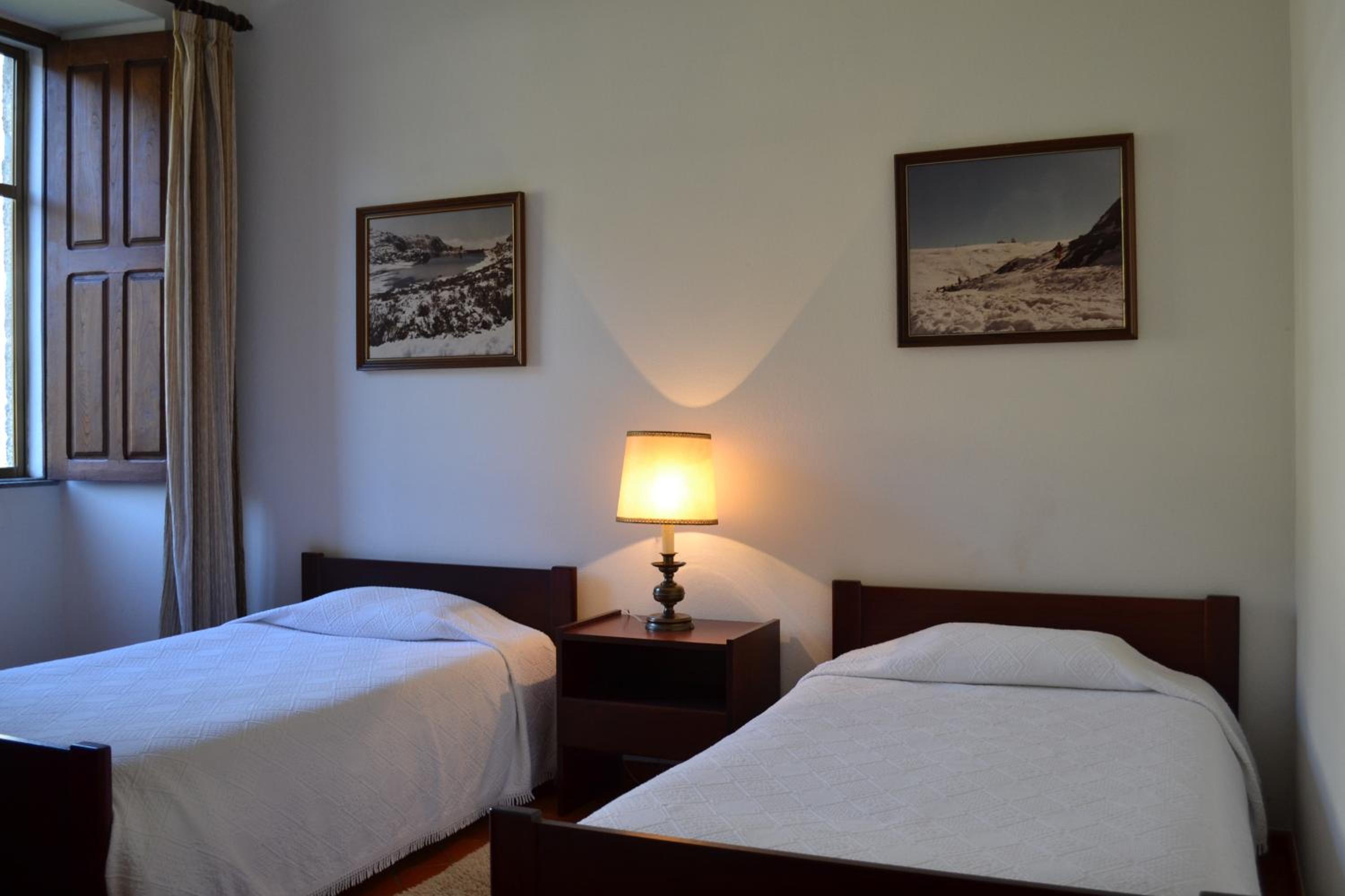 Double or Twin Room - Photo 7
