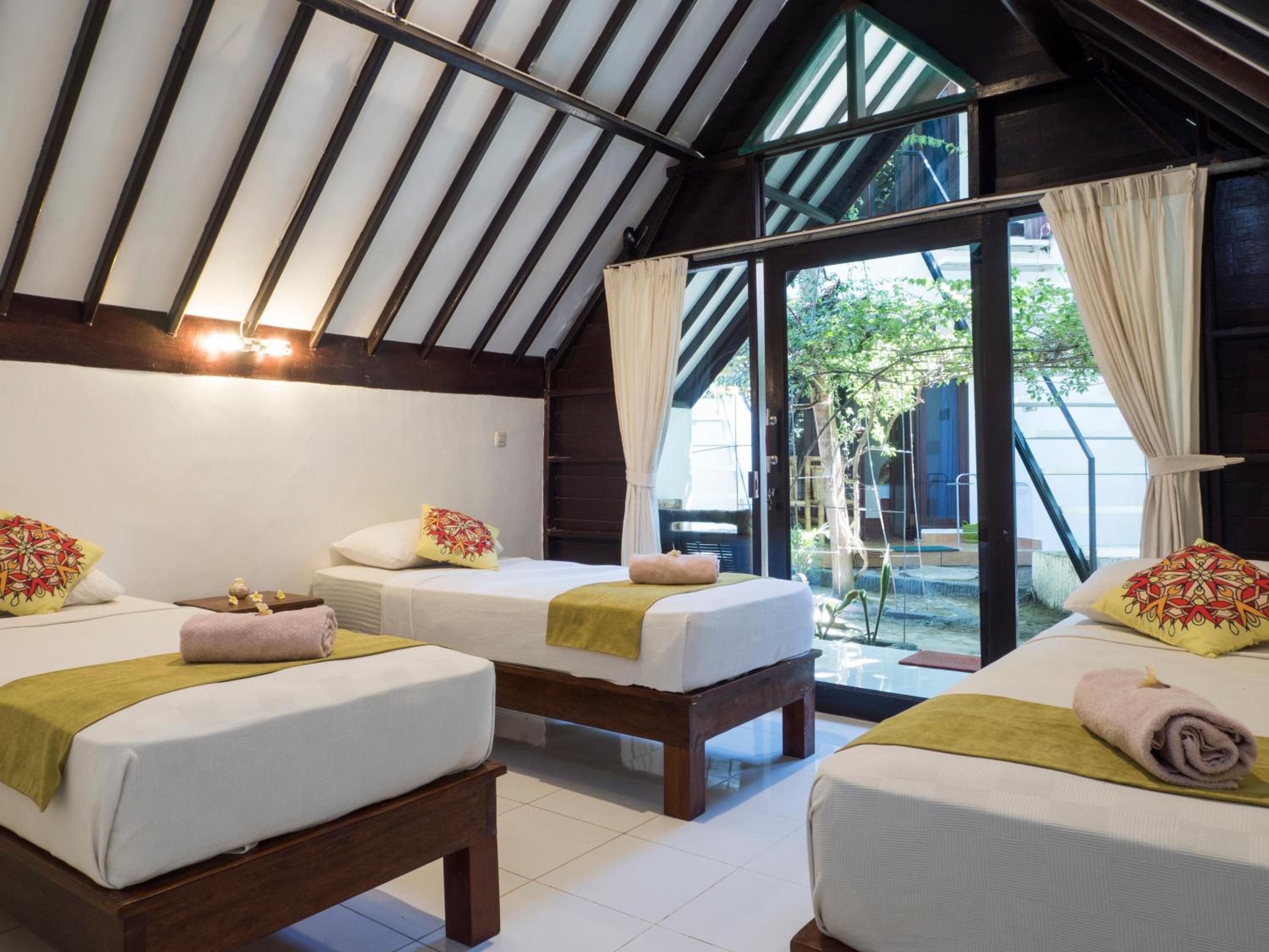 Standard Triple Bungalow
