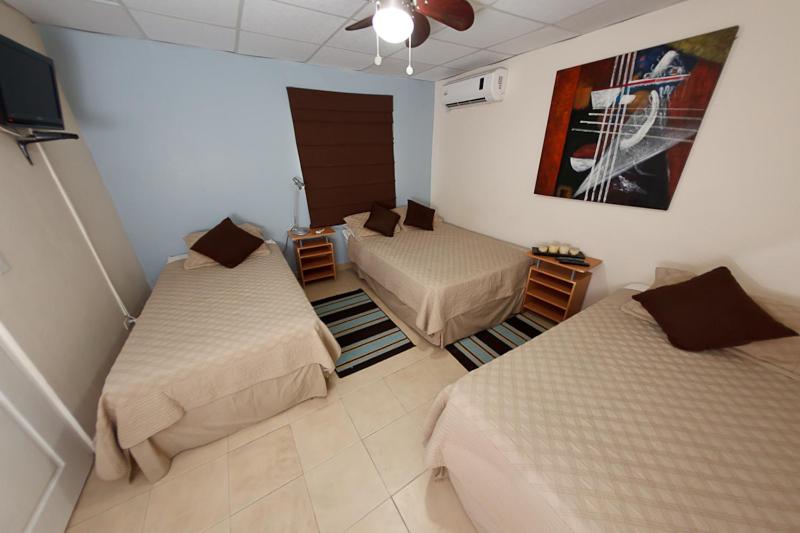 Triple Room