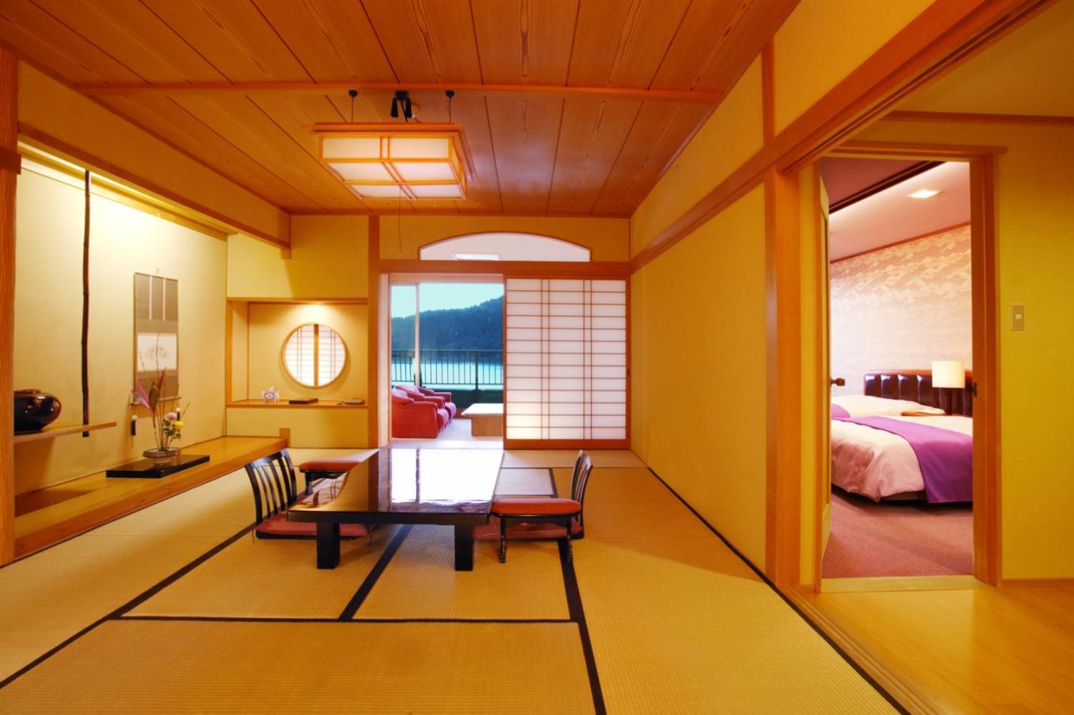 Room with Tatami Area