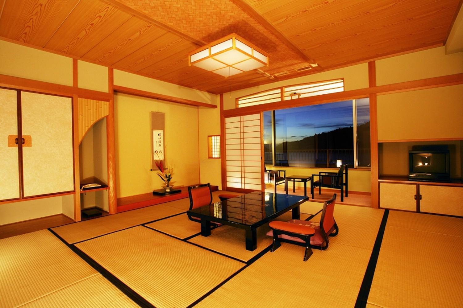 Japanese-Style Room