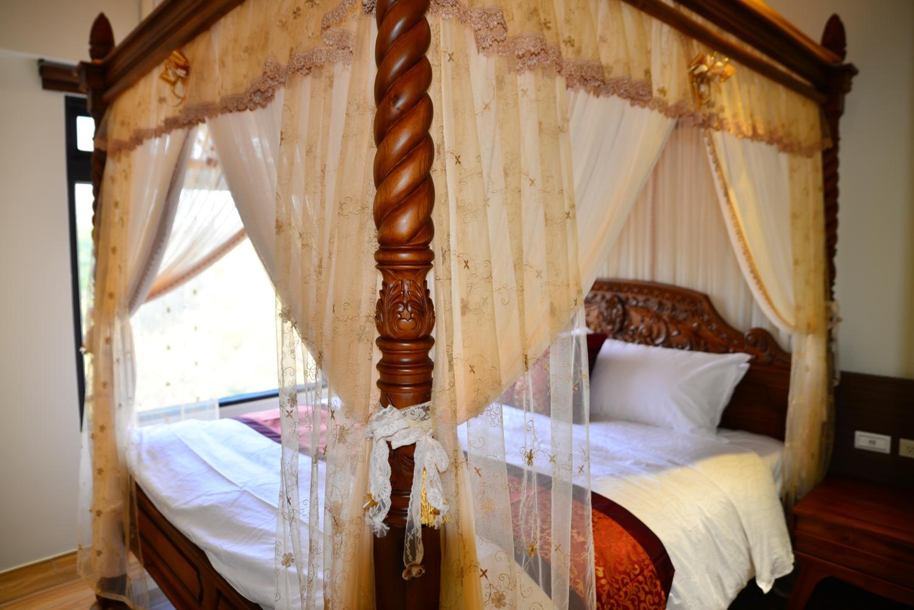 Standard King Room photo 2