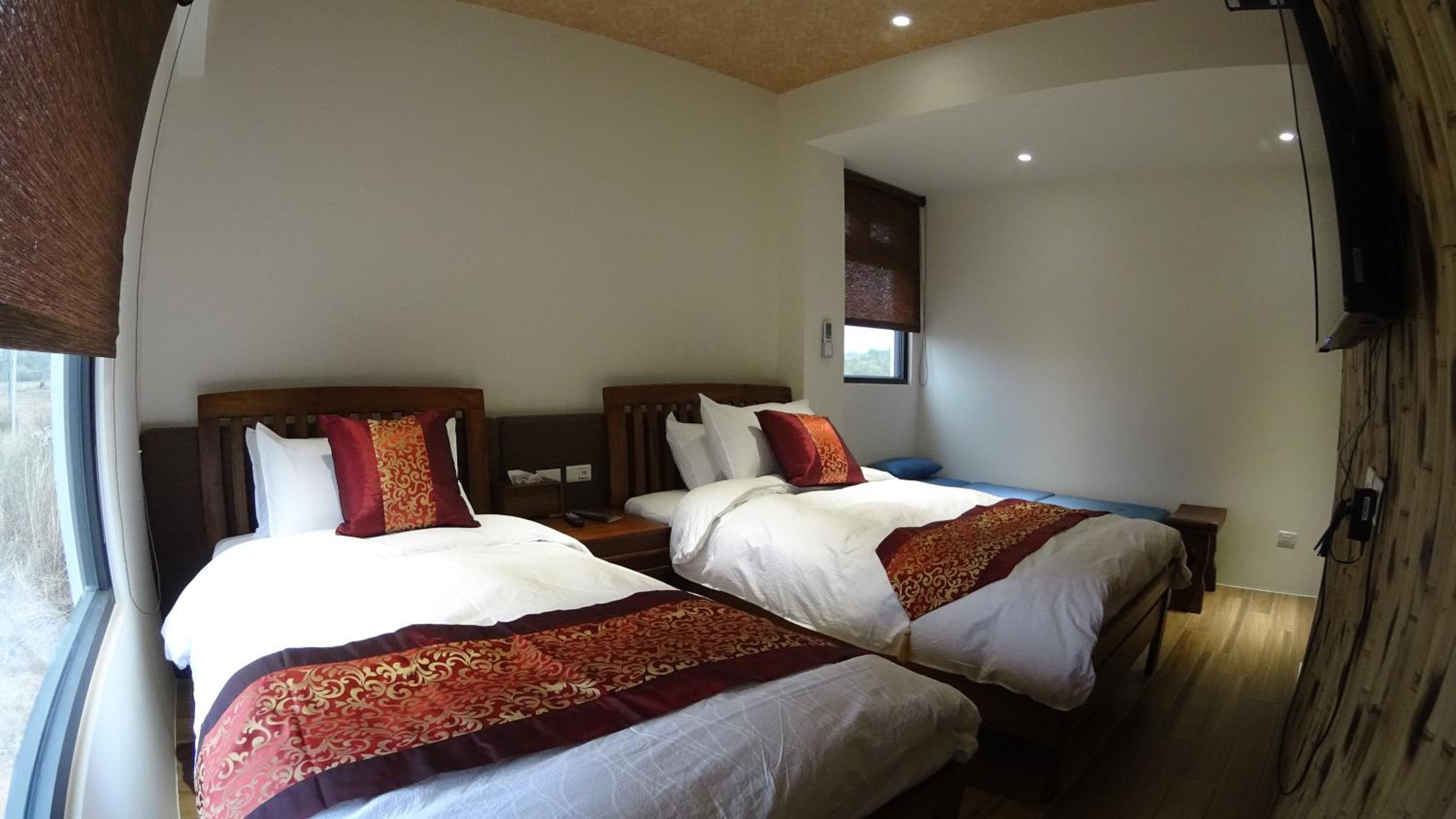 Double or Twin Room with Extra Bed photo 1