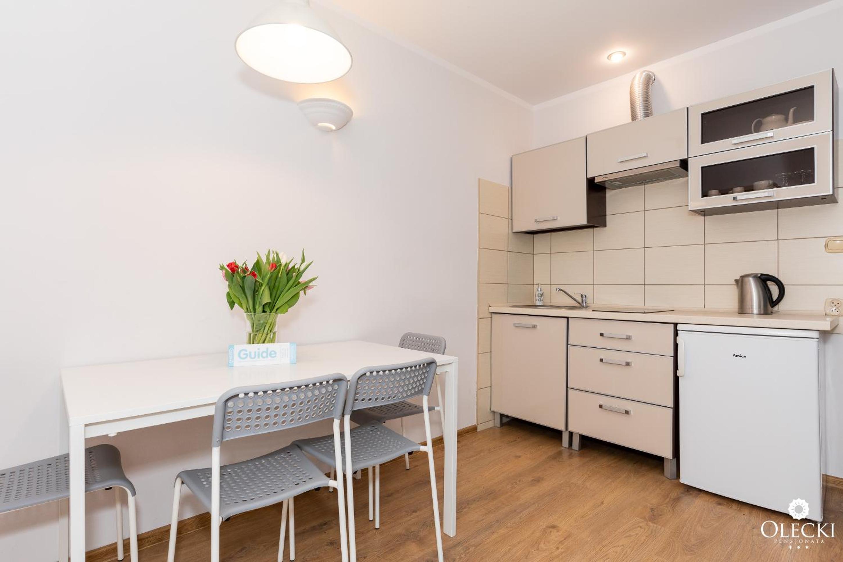 Apartment - Photo 6