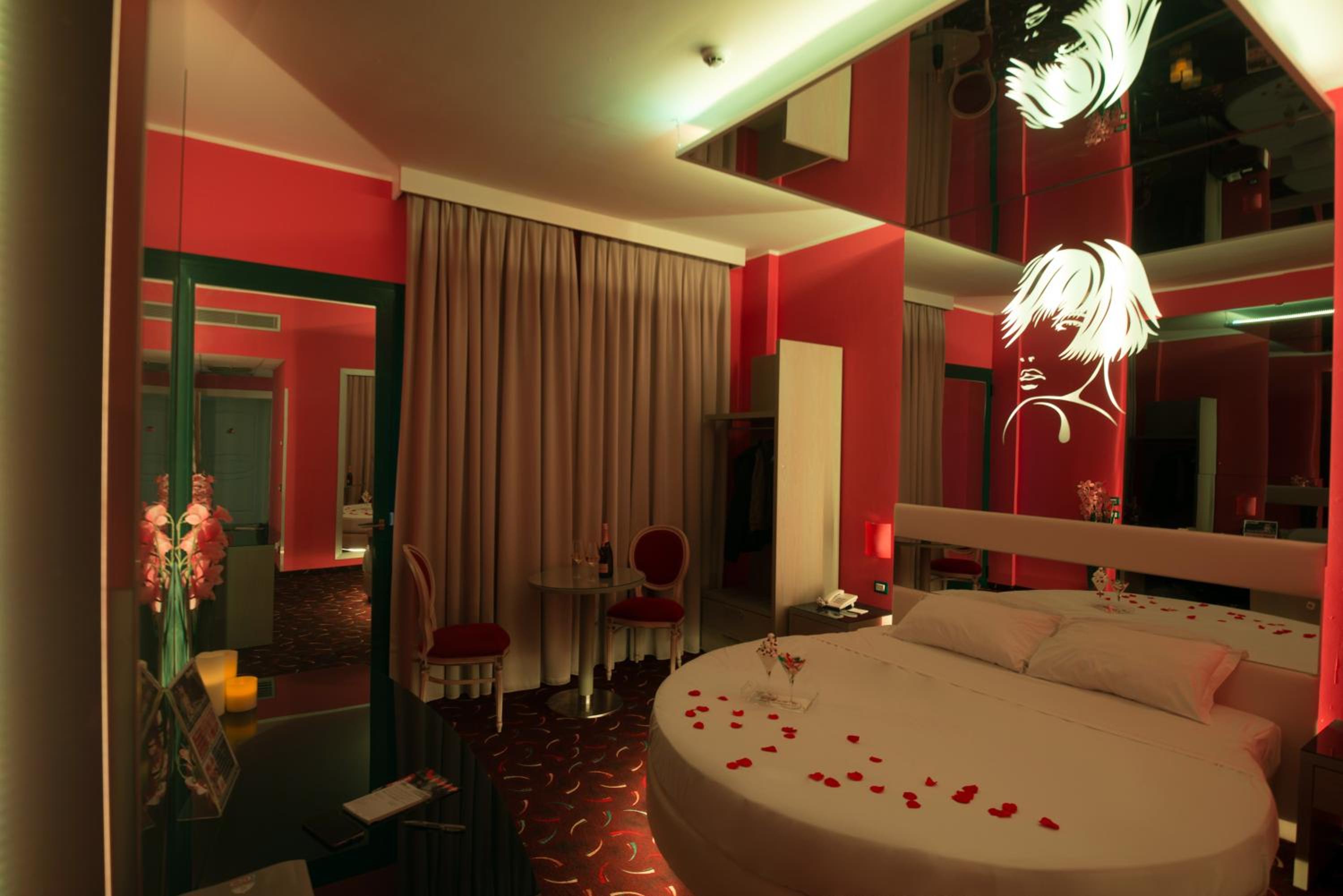 Budget Double Room photo 1