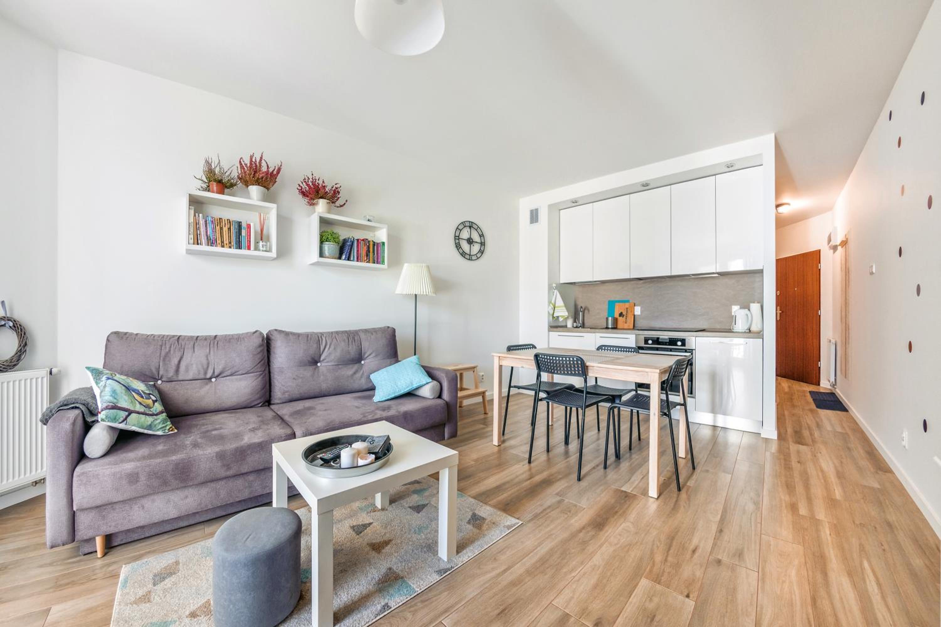 One-Bedroom Apartment