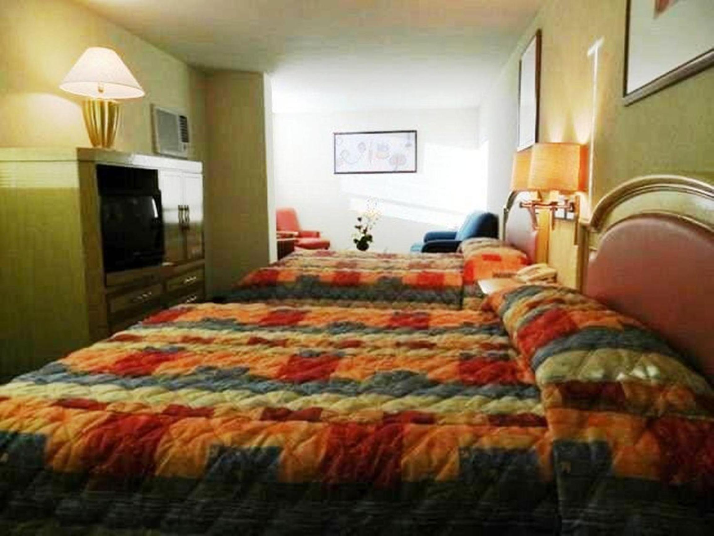 Double Room with Two Double Beds photo 1