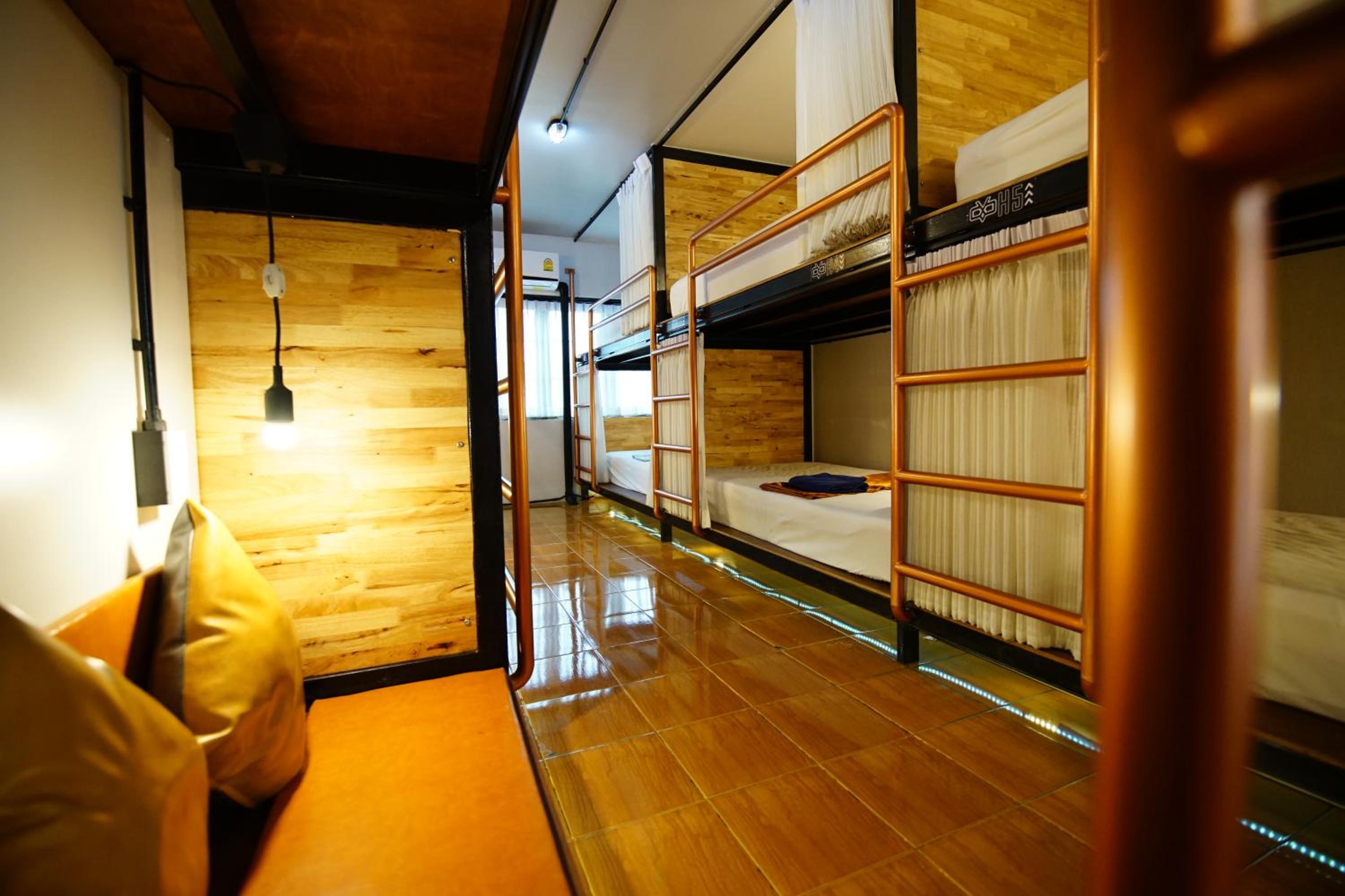 Bunk Bed in Mixed Dormitory Room photo 3