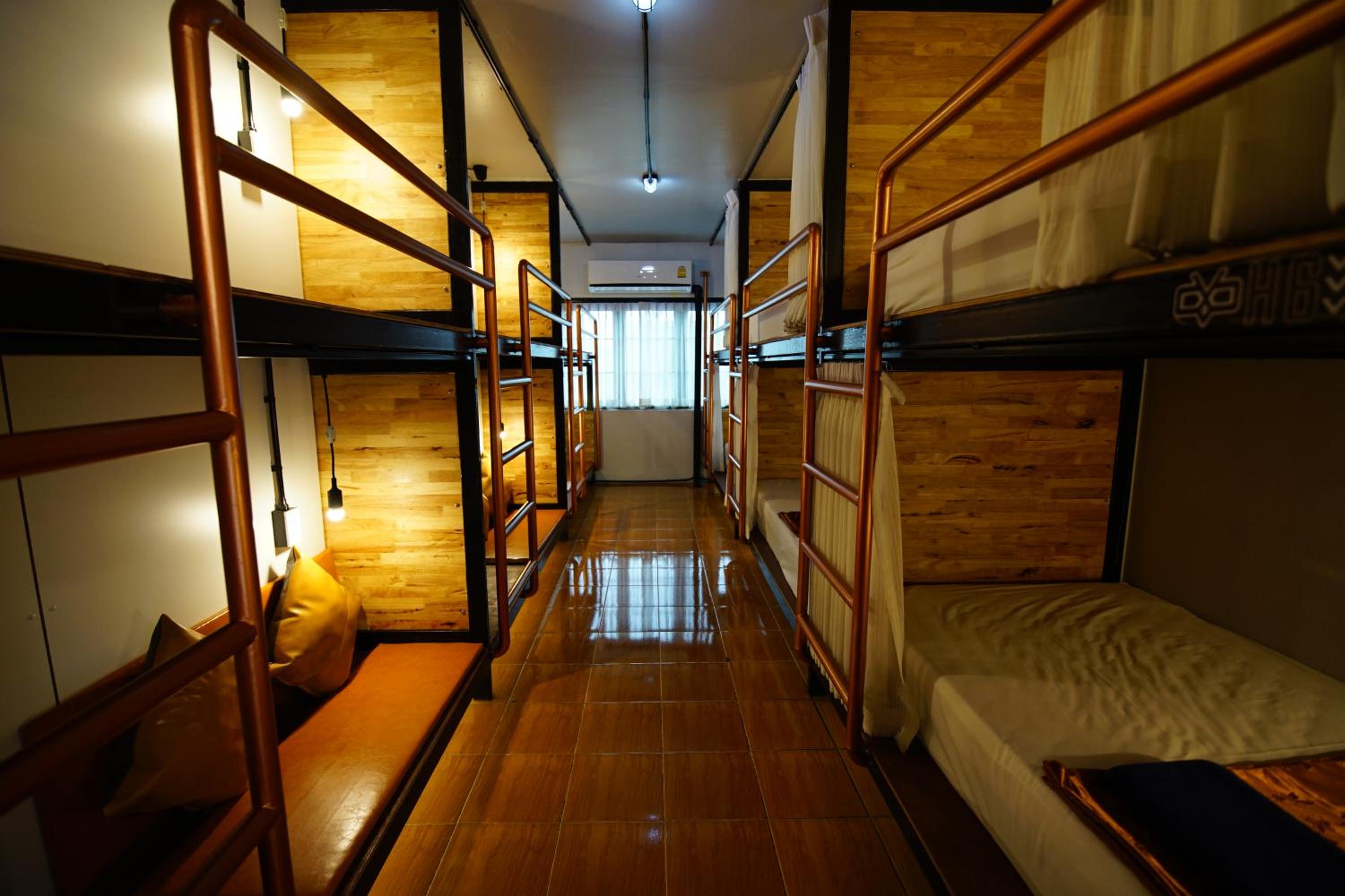Bunk Bed in Mixed Dormitory Room photo 2